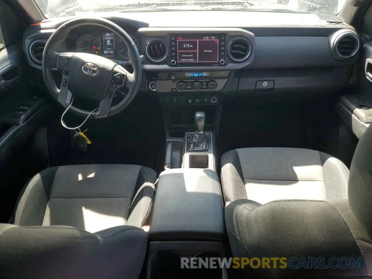 8 fotografías del automóvil dañado 3TMAZ5CN6PM203688 TOYOTA TACOMA 2023