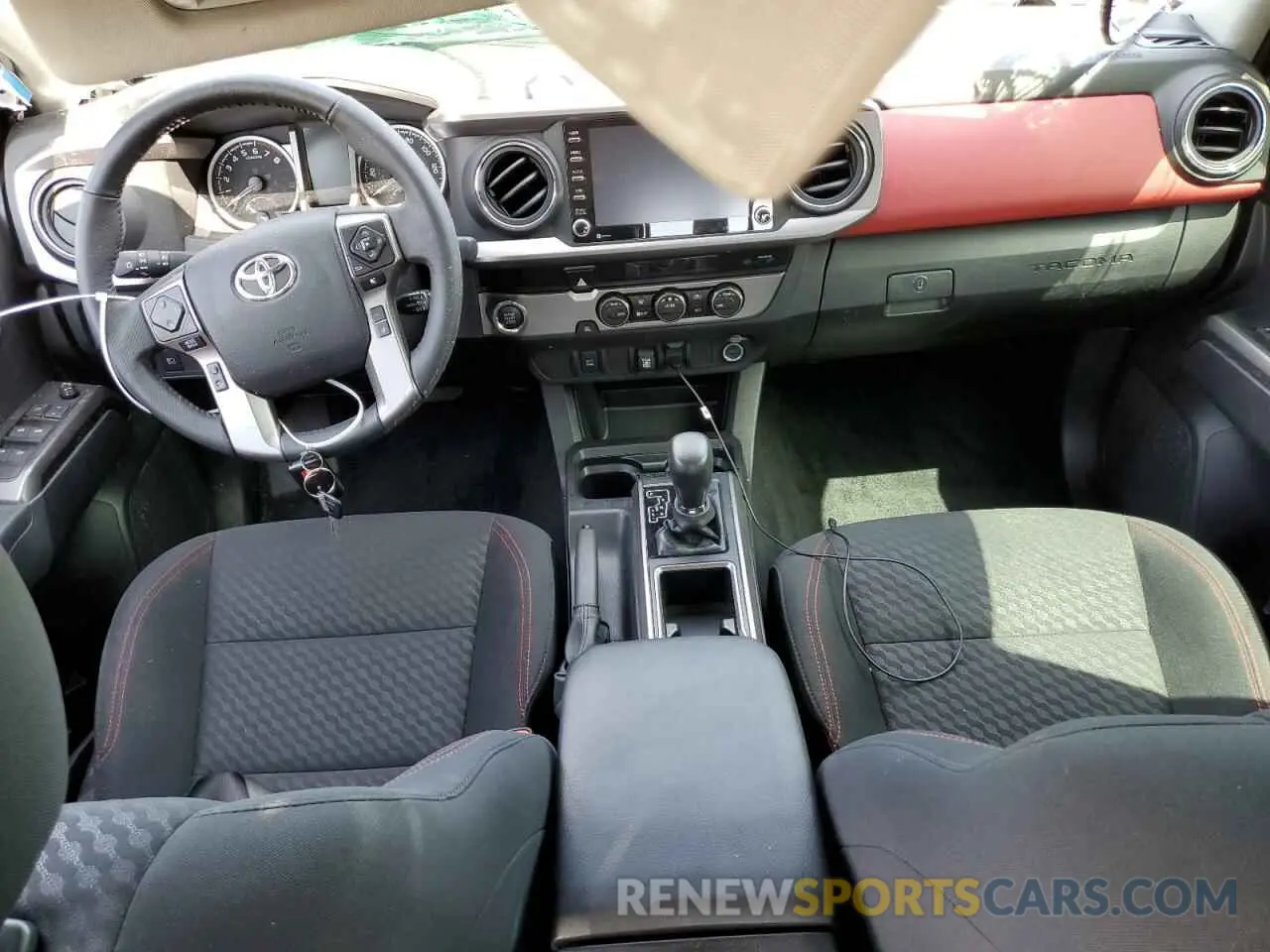 8 fotografías del automóvil dañado 3TMAZ5CN6PM215064 TOYOTA TACOMA 2023