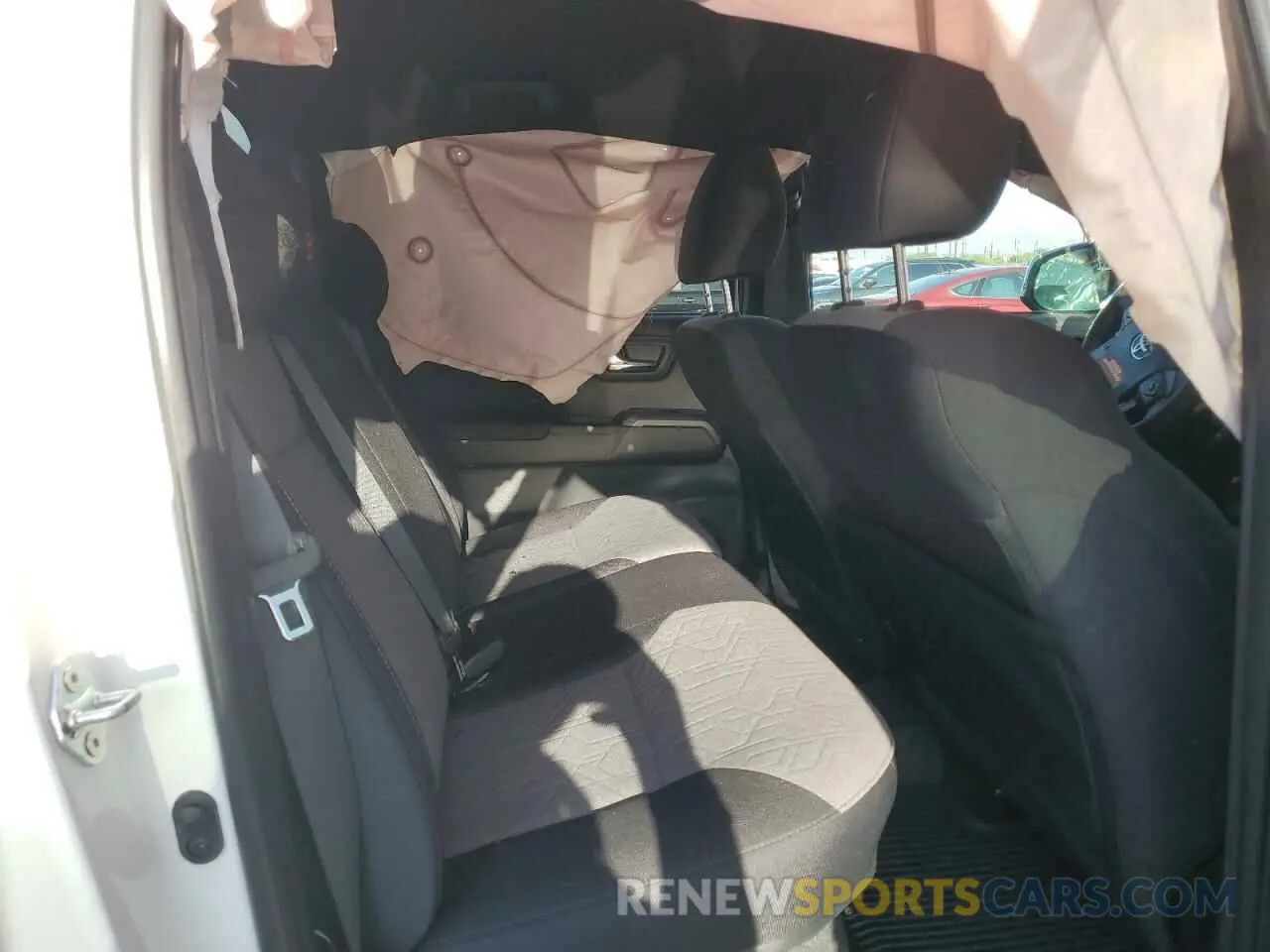 10 fotografías del automóvil dañado 3TMAZ5CN6PM216781 TOYOTA TACOMA 2023