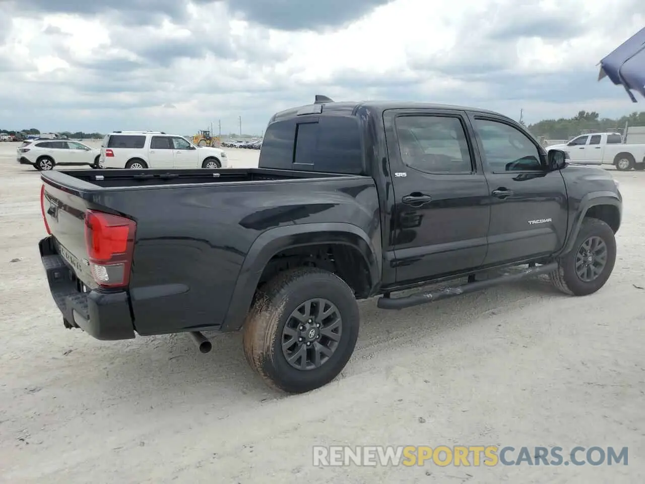 3 fotografías del automóvil dañado 3TMAZ5CN7PM213971 TOYOTA TACOMA 2023