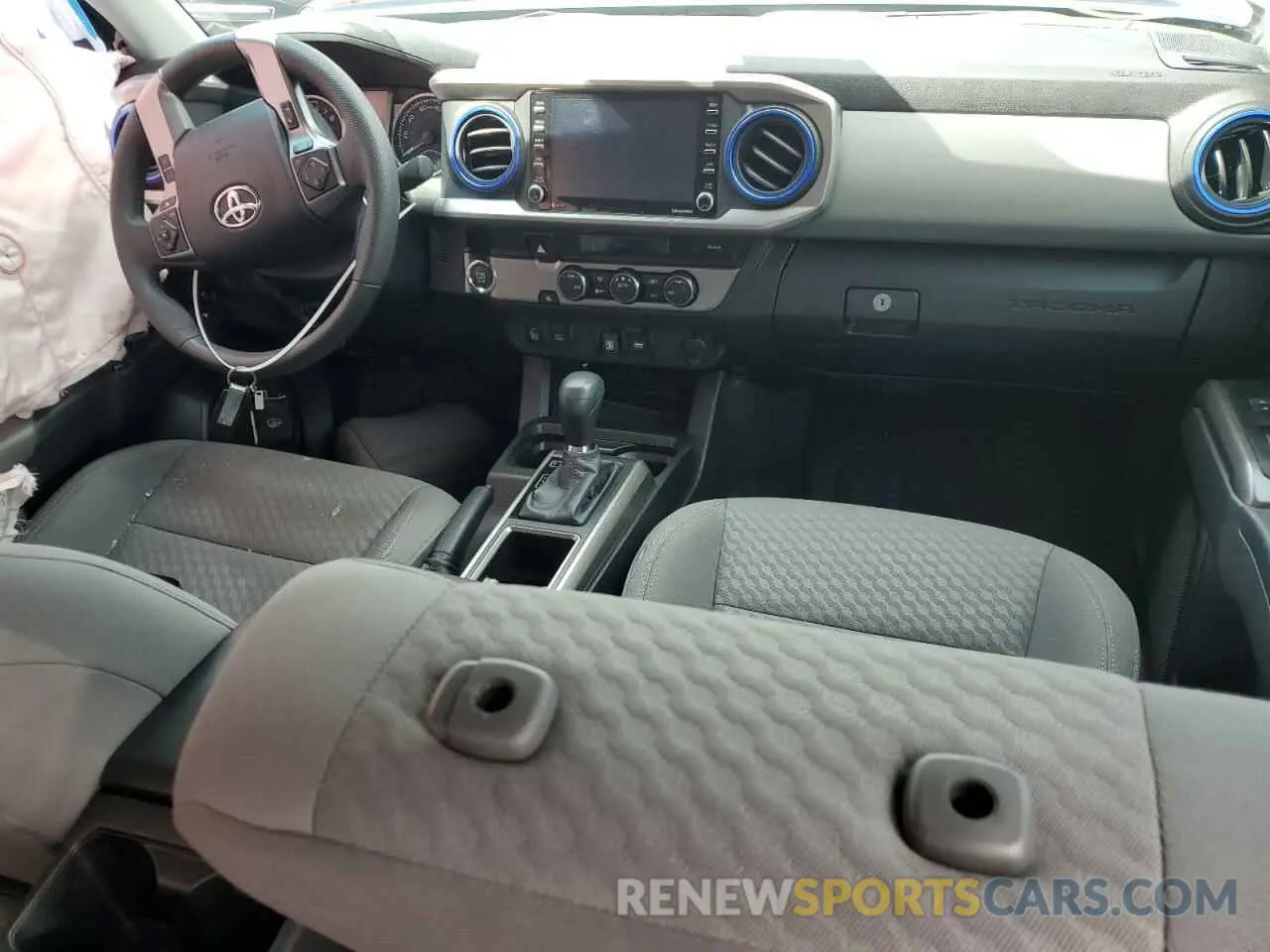 8 fotografías del automóvil dañado 3TMAZ5CN7PM213971 TOYOTA TACOMA 2023