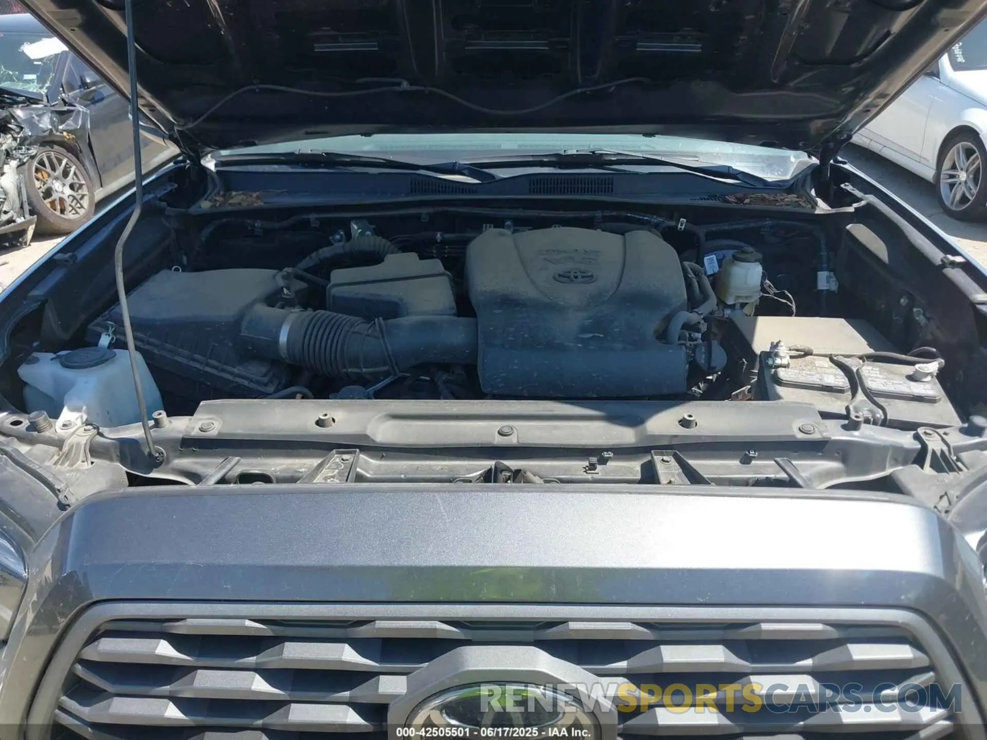 10 fotografías del automóvil dañado 3TMAZ5CN7PM216238 TOYOTA TACOMA 2023