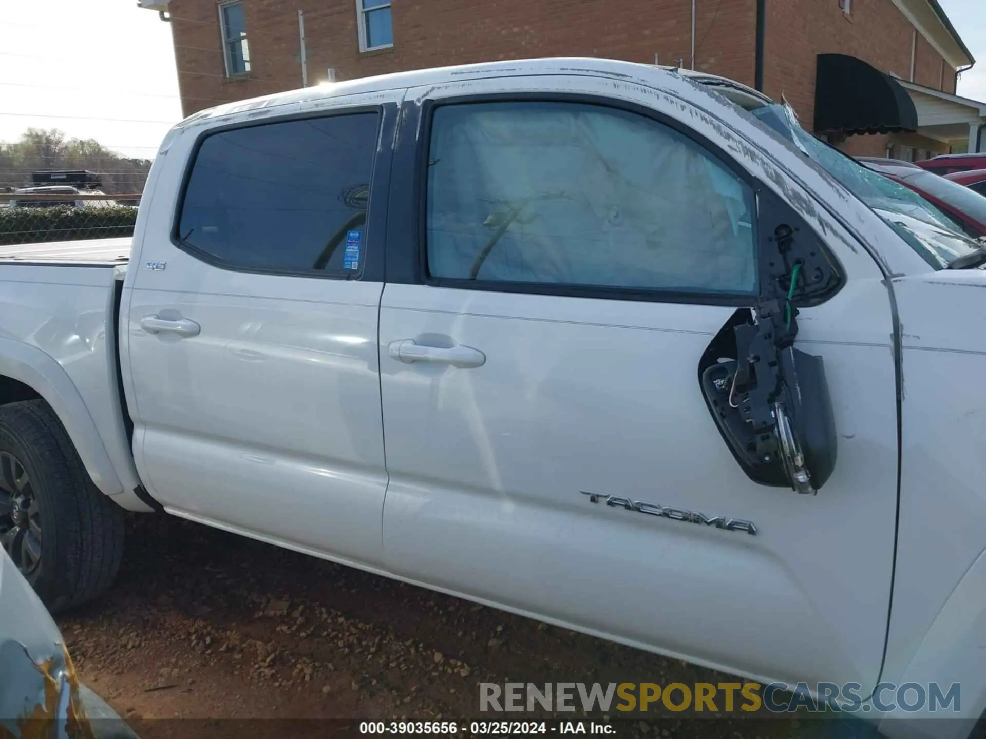 13 fotografías del automóvil dañado 3TMAZ5CN7PM217373 TOYOTA TACOMA 2023