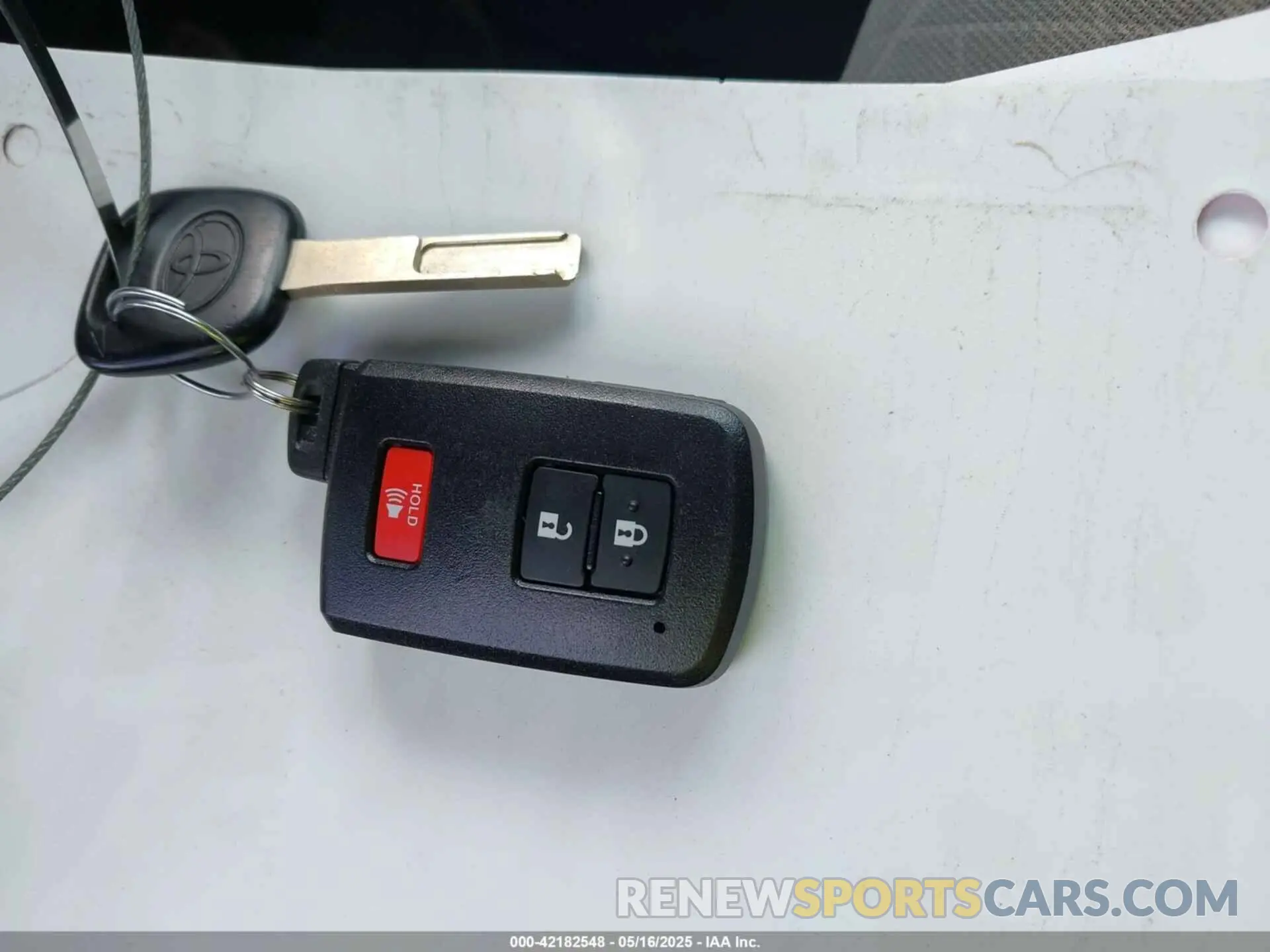 11 fotografías del automóvil dañado 3TMAZ5CN8PM214756 TOYOTA TACOMA 2023