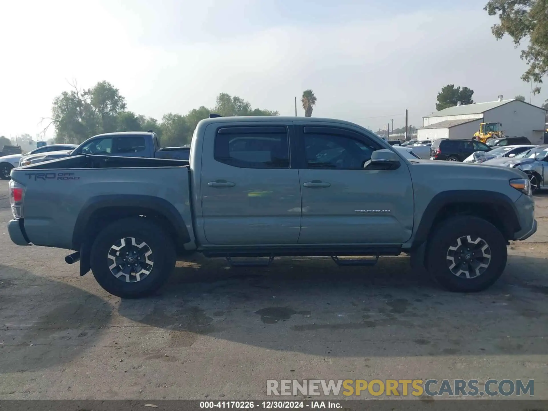 13 fotografías del automóvil dañado 3TMAZ5CNXPM204942 TOYOTA TACOMA 2023