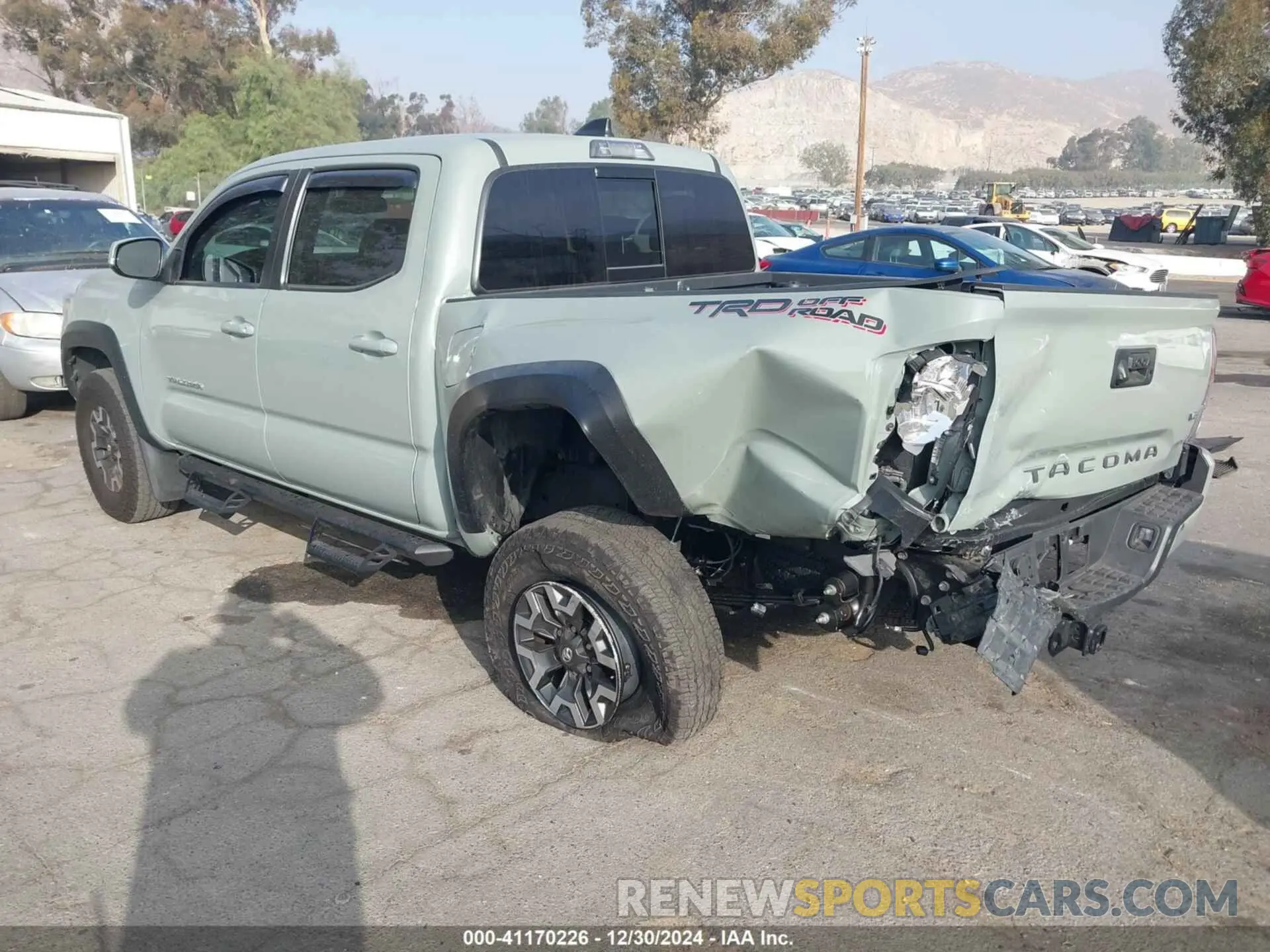 3 fotografías del automóvil dañado 3TMAZ5CNXPM204942 TOYOTA TACOMA 2023