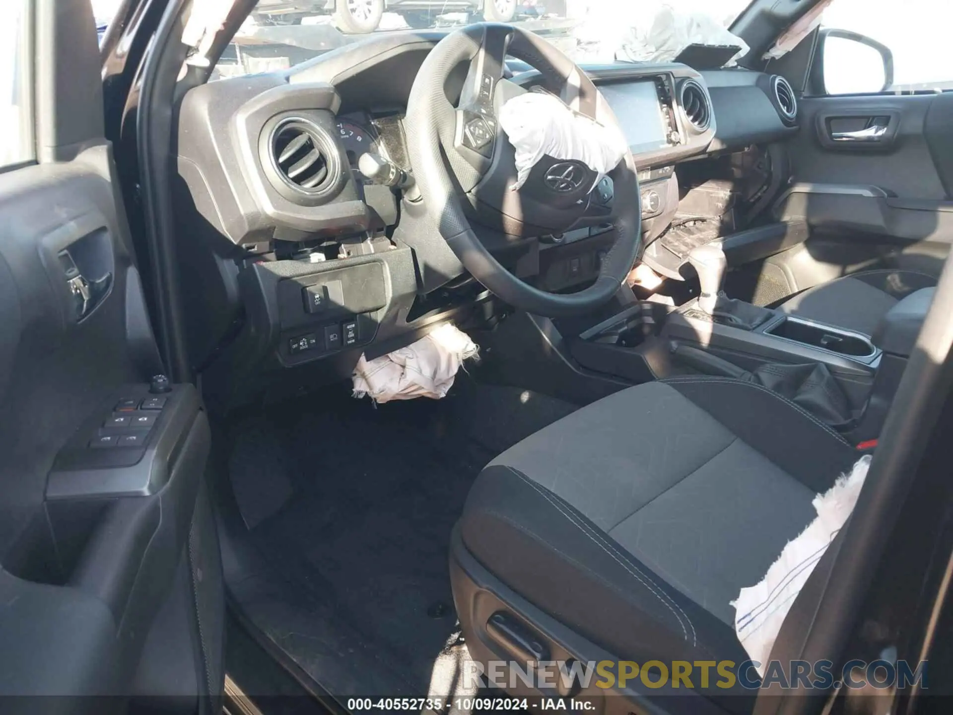 5 fotografías del automóvil dañado 3TMBZ5DN2PM040802 TOYOTA TACOMA 2023