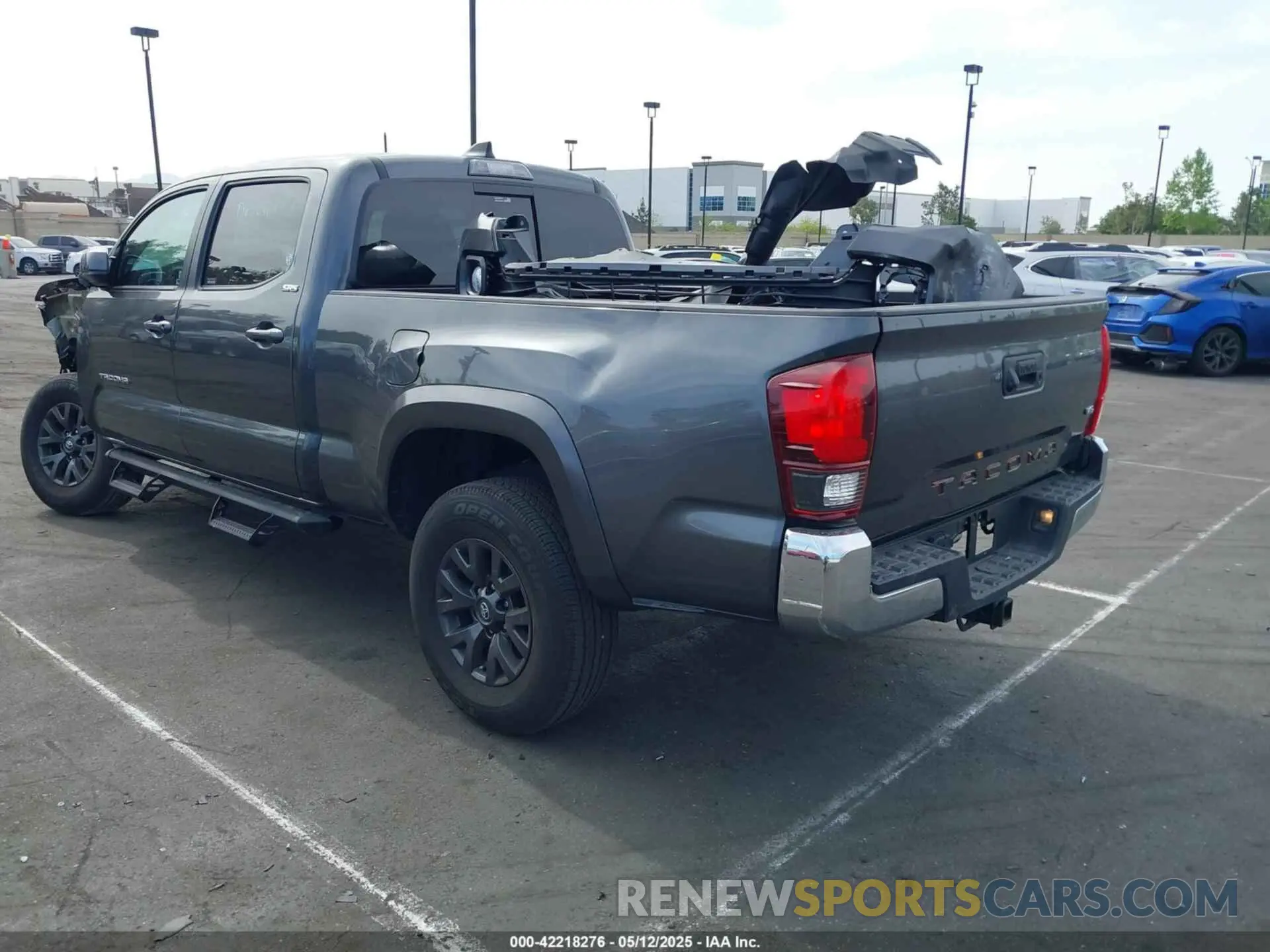 3 fotografías del automóvil dañado 3TMBZ5DN3PM038637 TOYOTA TACOMA 2023