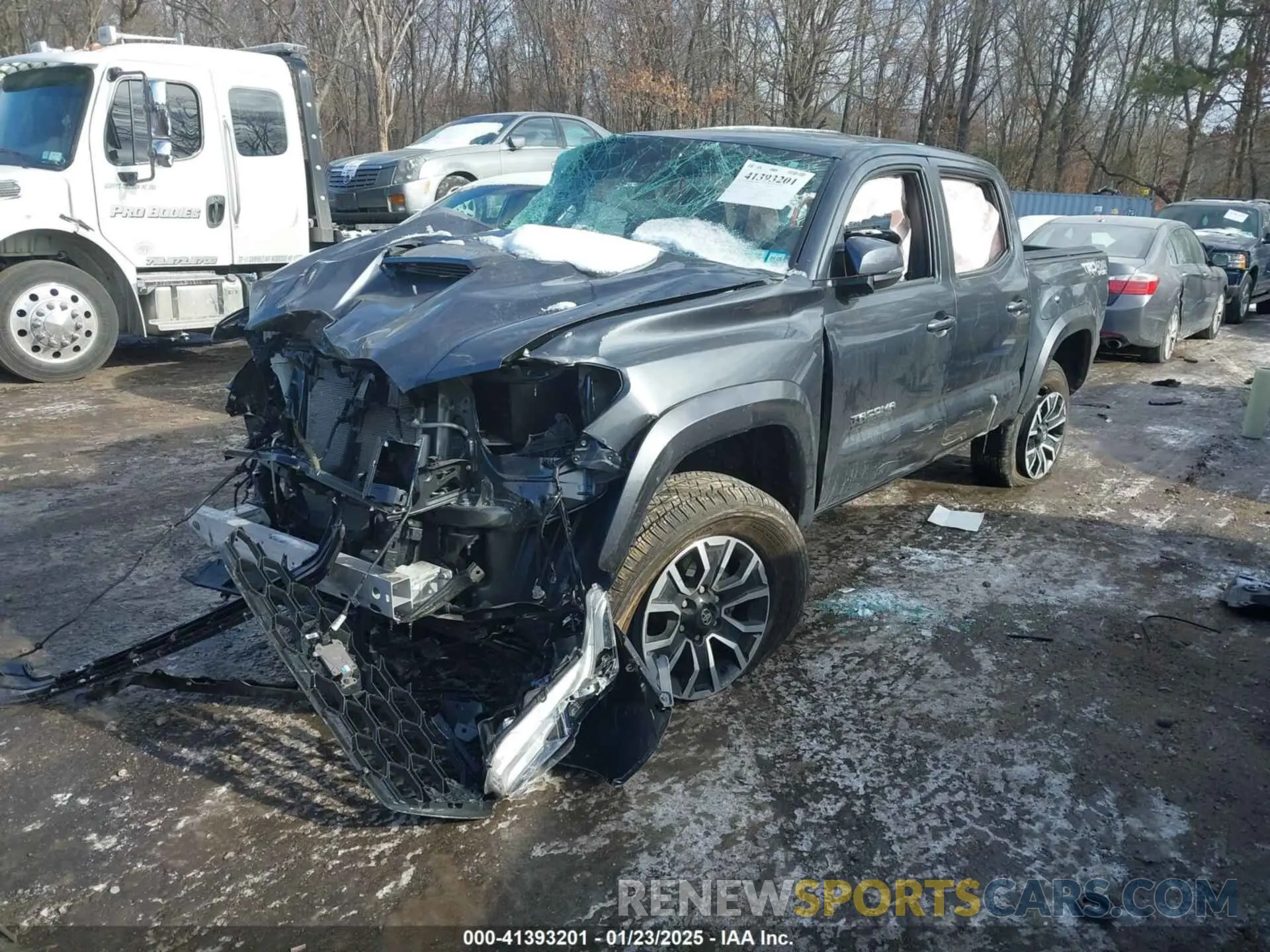 2 fotografías del automóvil dañado 3TMCZ5AN0PM534245 TOYOTA TACOMA 2023