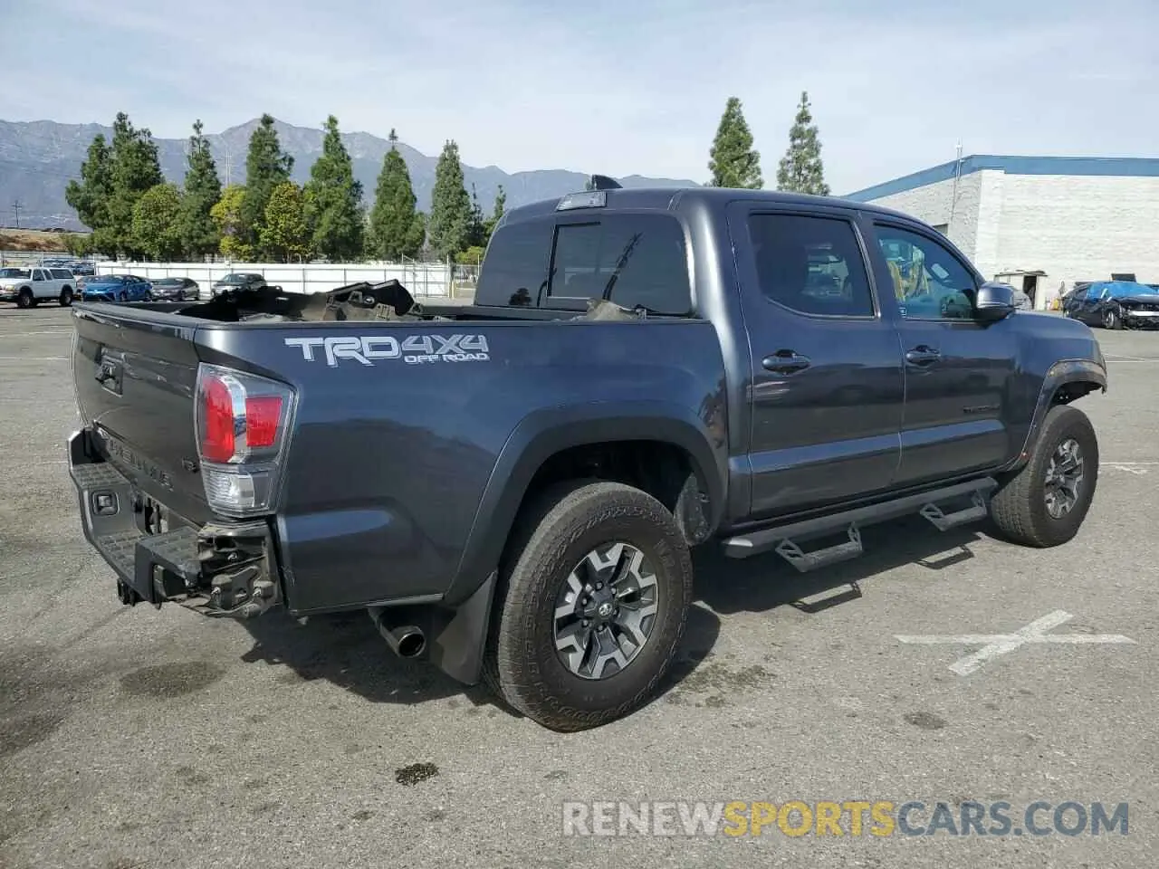 3 fotografías del automóvil dañado 3TMCZ5AN0PM594333 TOYOTA TACOMA 2023