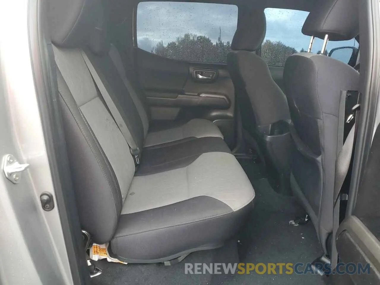 10 fotografías del automóvil dañado 3TMCZ5AN0PM600499 TOYOTA TACOMA 2023