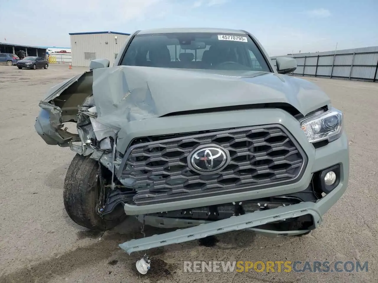 5 fotografías del automóvil dañado 3TMCZ5AN0PM606660 TOYOTA TACOMA 2023