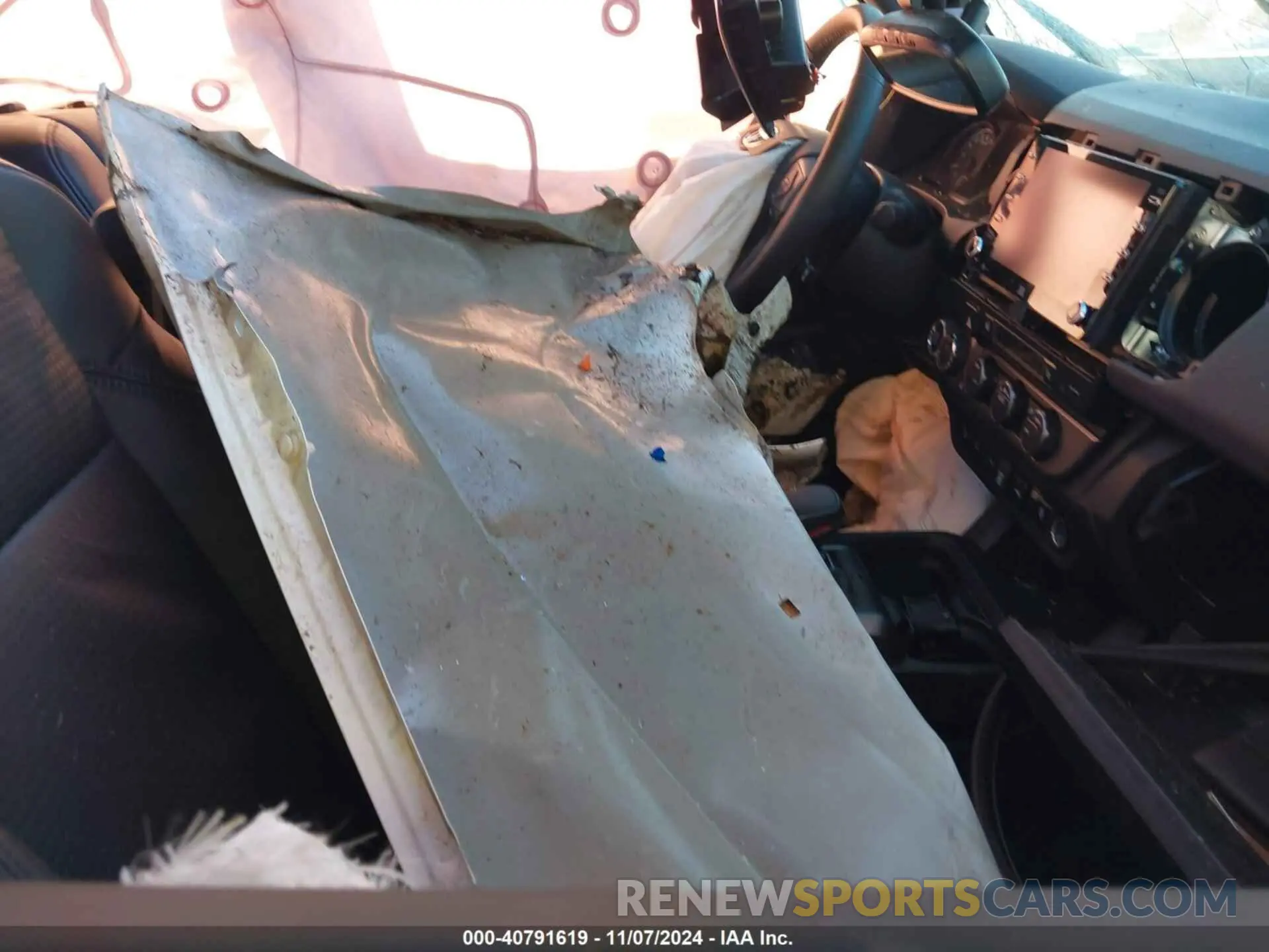 5 fotografías del automóvil dañado 3TMCZ5AN0PM646172 TOYOTA TACOMA 2023