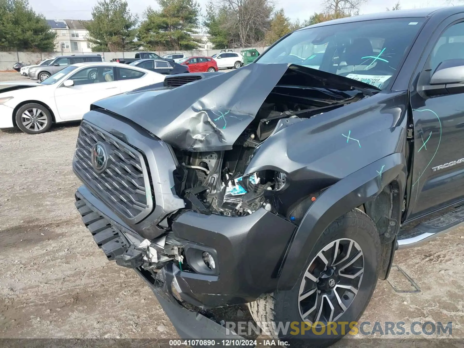 17 fotografías del automóvil dañado 3TMCZ5AN1PM539082 TOYOTA TACOMA 2023