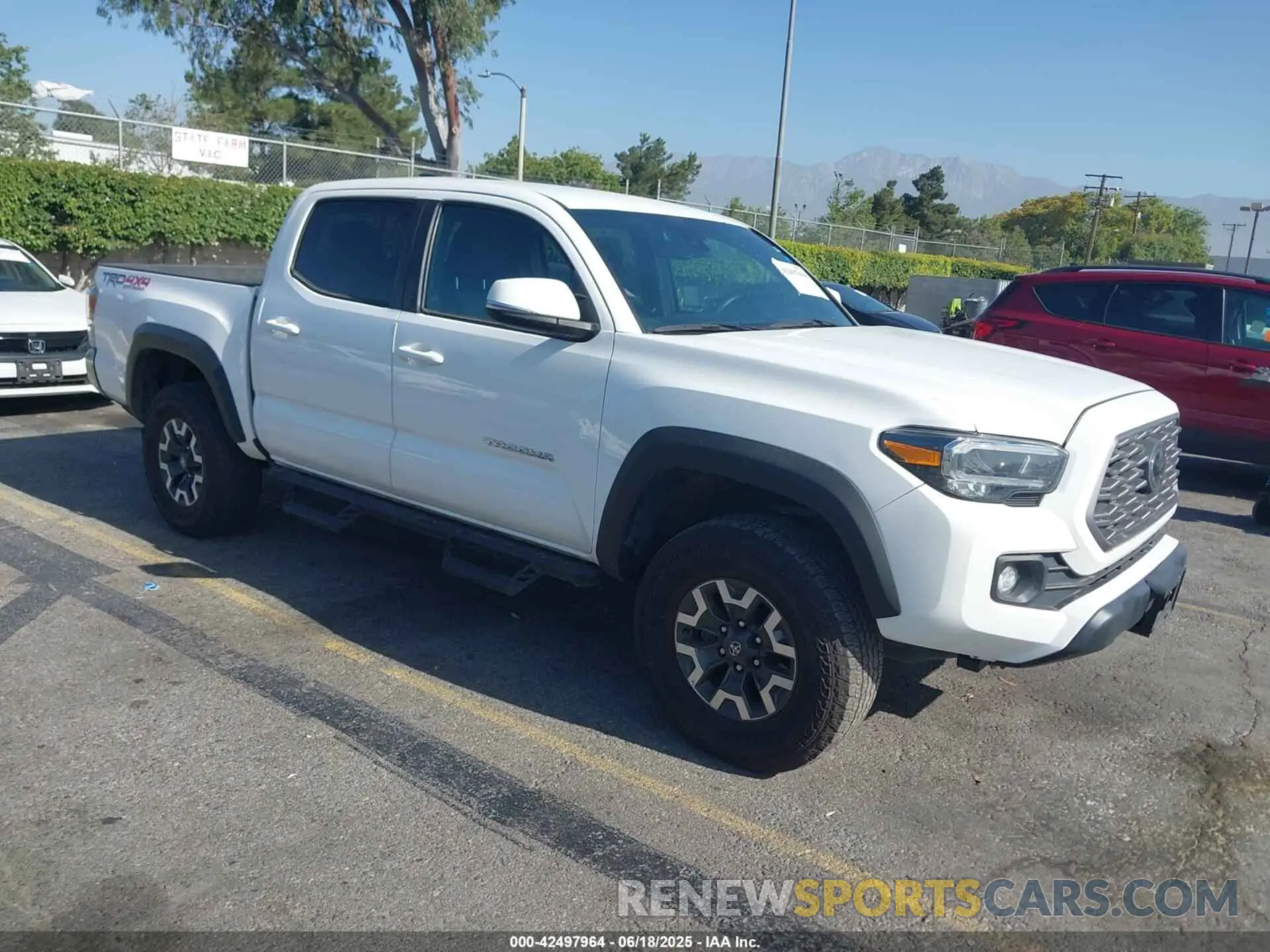 1 fotografías del automóvil dañado 3TMCZ5AN1PM574799 TOYOTA TACOMA 2023