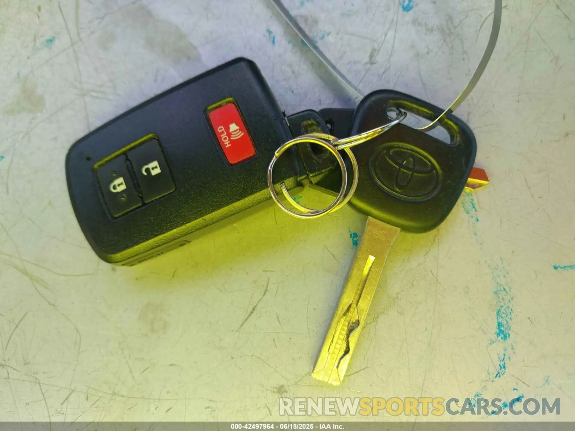 11 fotografías del automóvil dañado 3TMCZ5AN1PM574799 TOYOTA TACOMA 2023