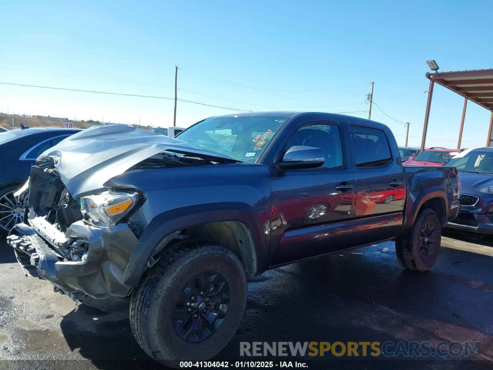 14 fotografías del automóvil dañado 3TMCZ5AN1PM579100 TOYOTA TACOMA 2023