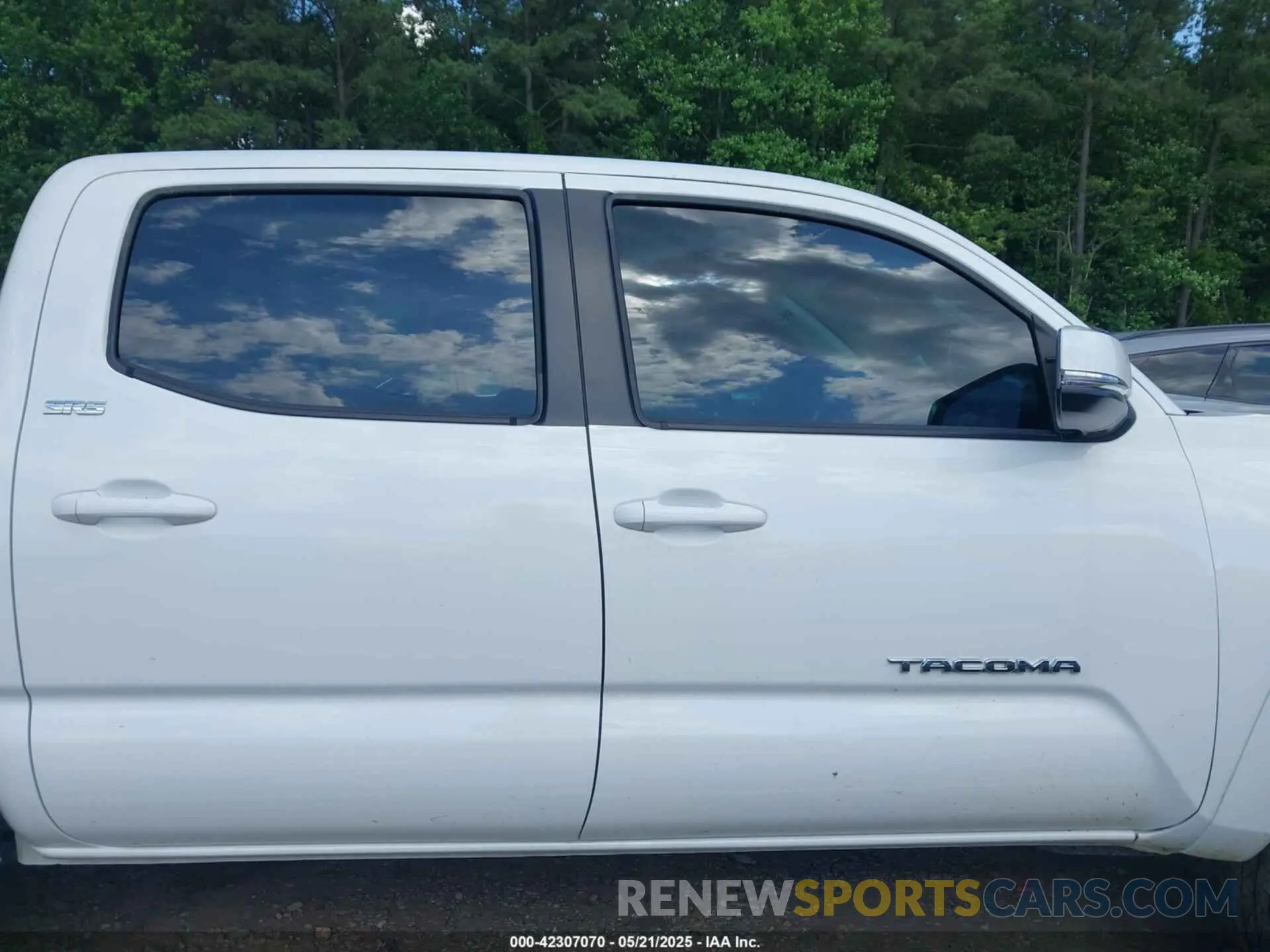 13 fotografías del automóvil dañado 3TMCZ5AN1PM580022 TOYOTA TACOMA 2023
