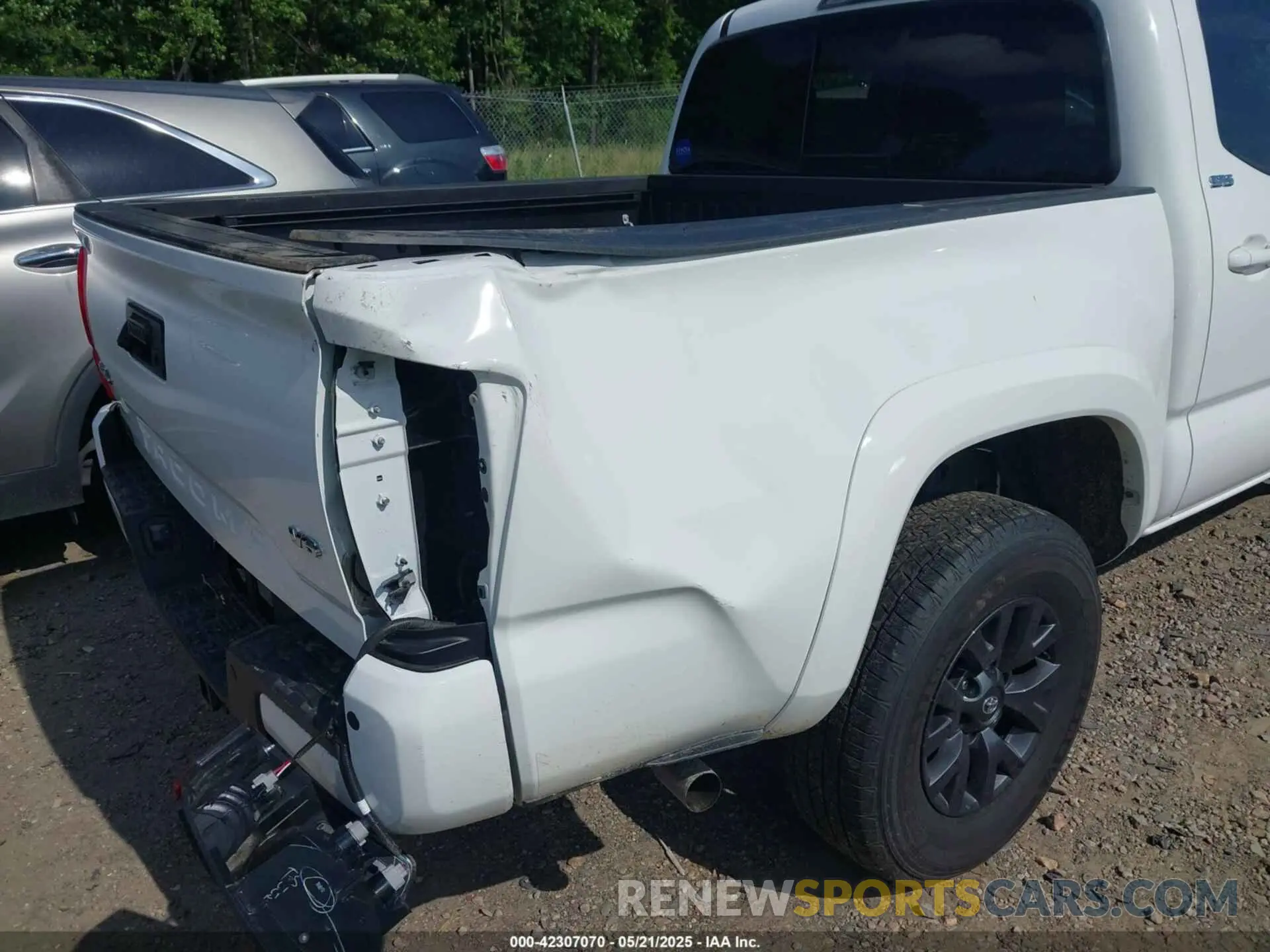 18 fotografías del automóvil dañado 3TMCZ5AN1PM580022 TOYOTA TACOMA 2023