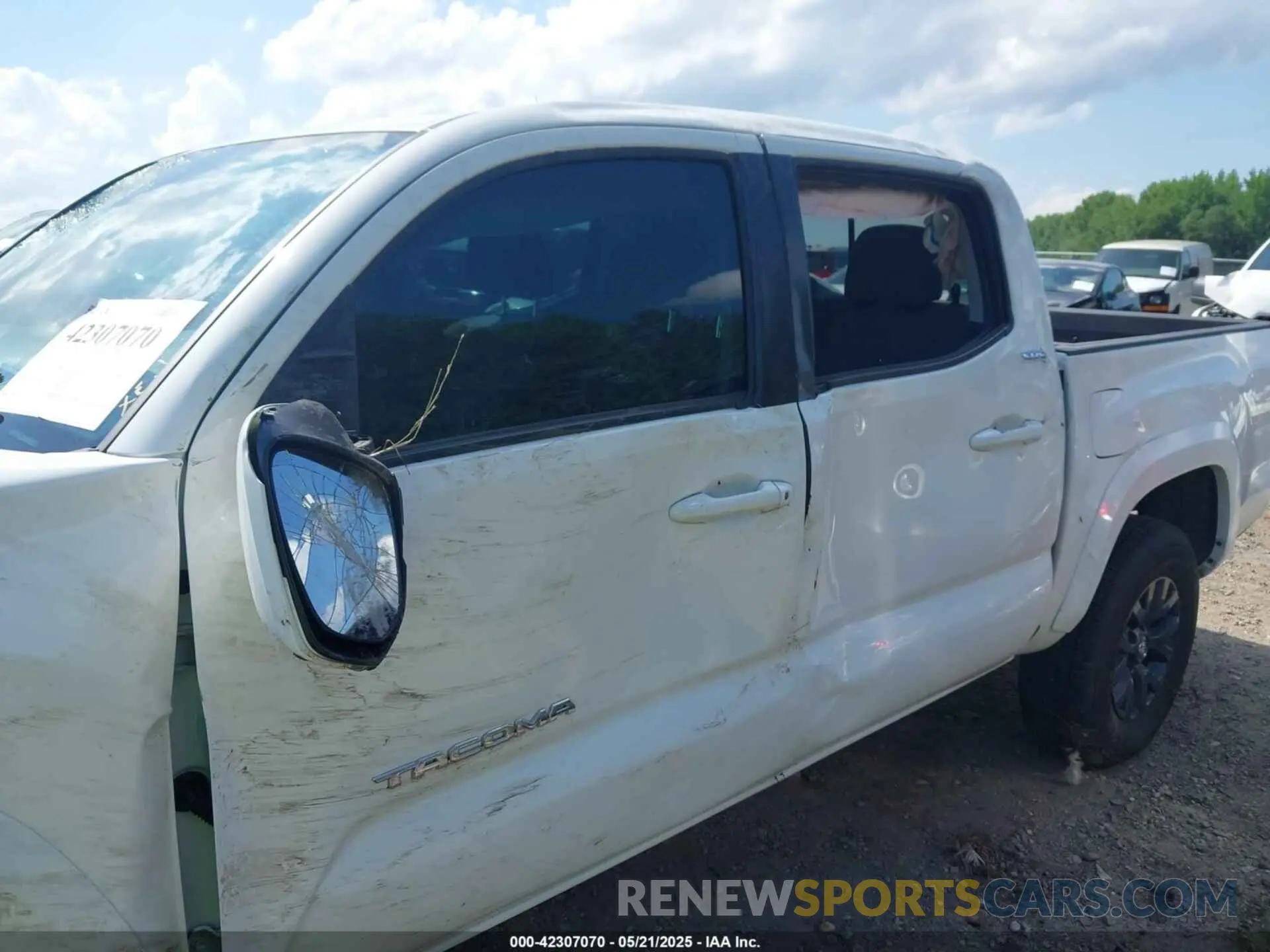 20 fotografías del automóvil dañado 3TMCZ5AN1PM580022 TOYOTA TACOMA 2023