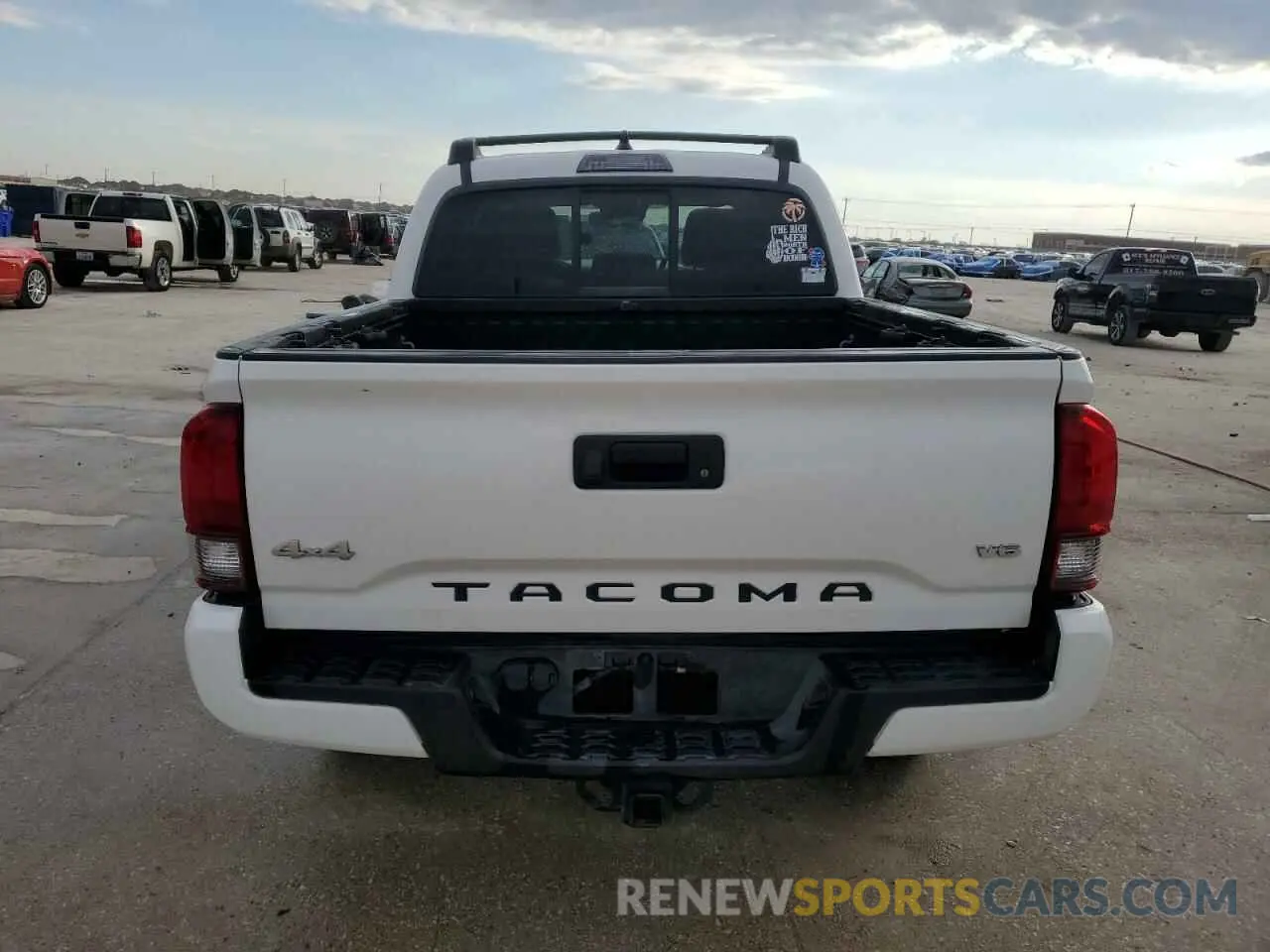 6 fotografías del automóvil dañado 3TMCZ5AN2PM546204 TOYOTA TACOMA 2023