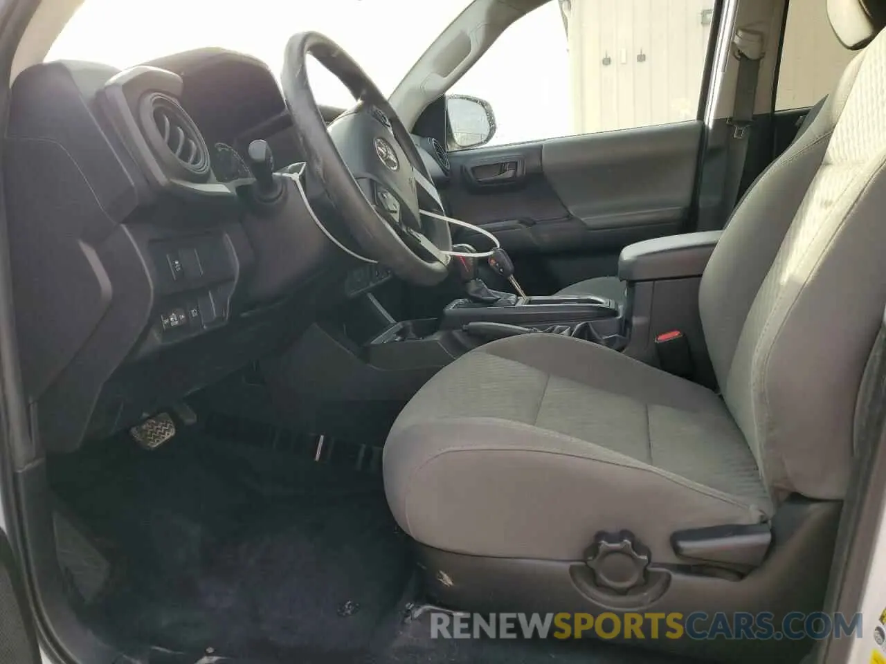 7 fotografías del automóvil dañado 3TMCZ5AN2PM546204 TOYOTA TACOMA 2023