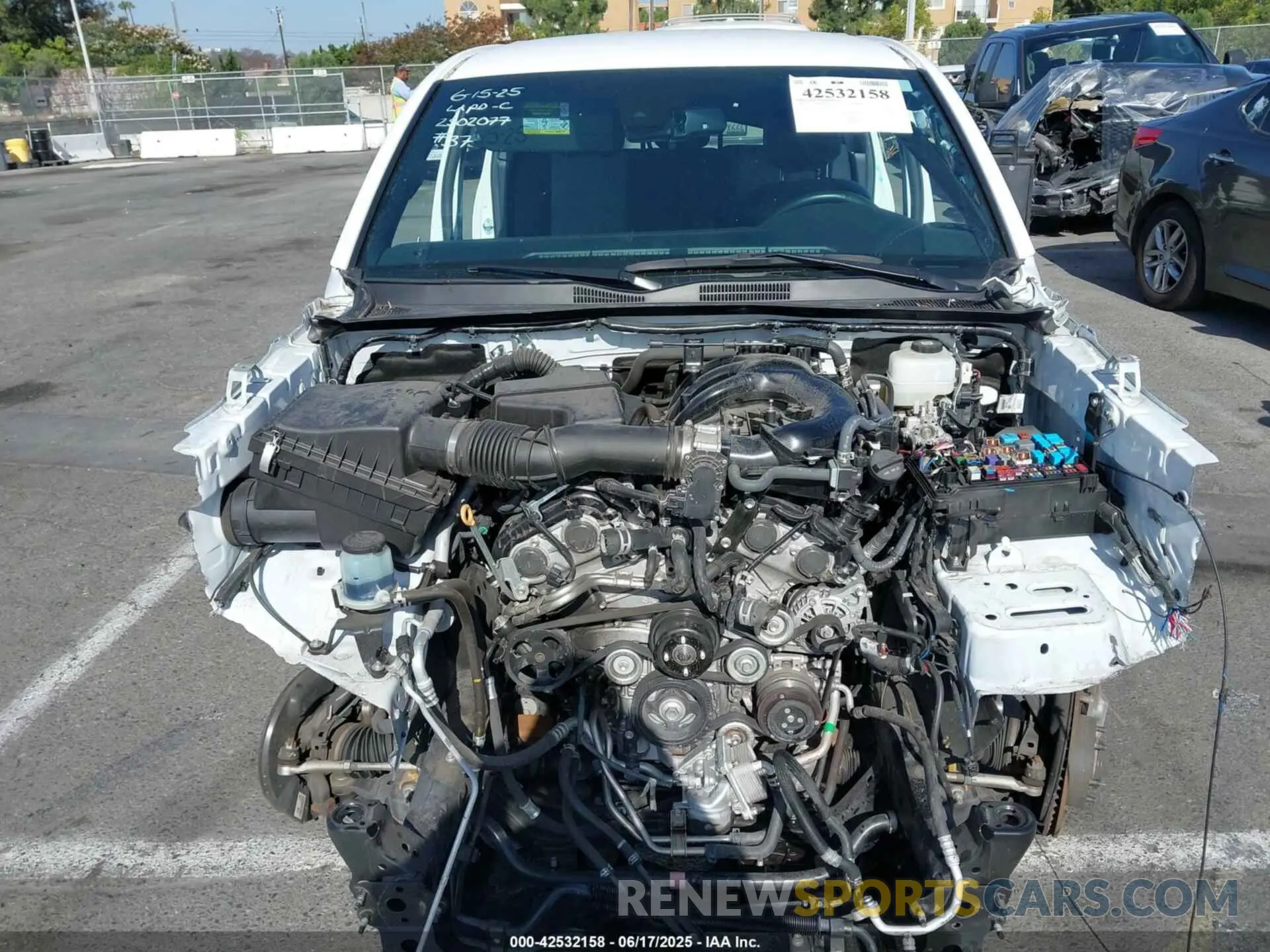 11 fotografías del automóvil dañado 3TMCZ5AN2PM546803 TOYOTA TACOMA 2023