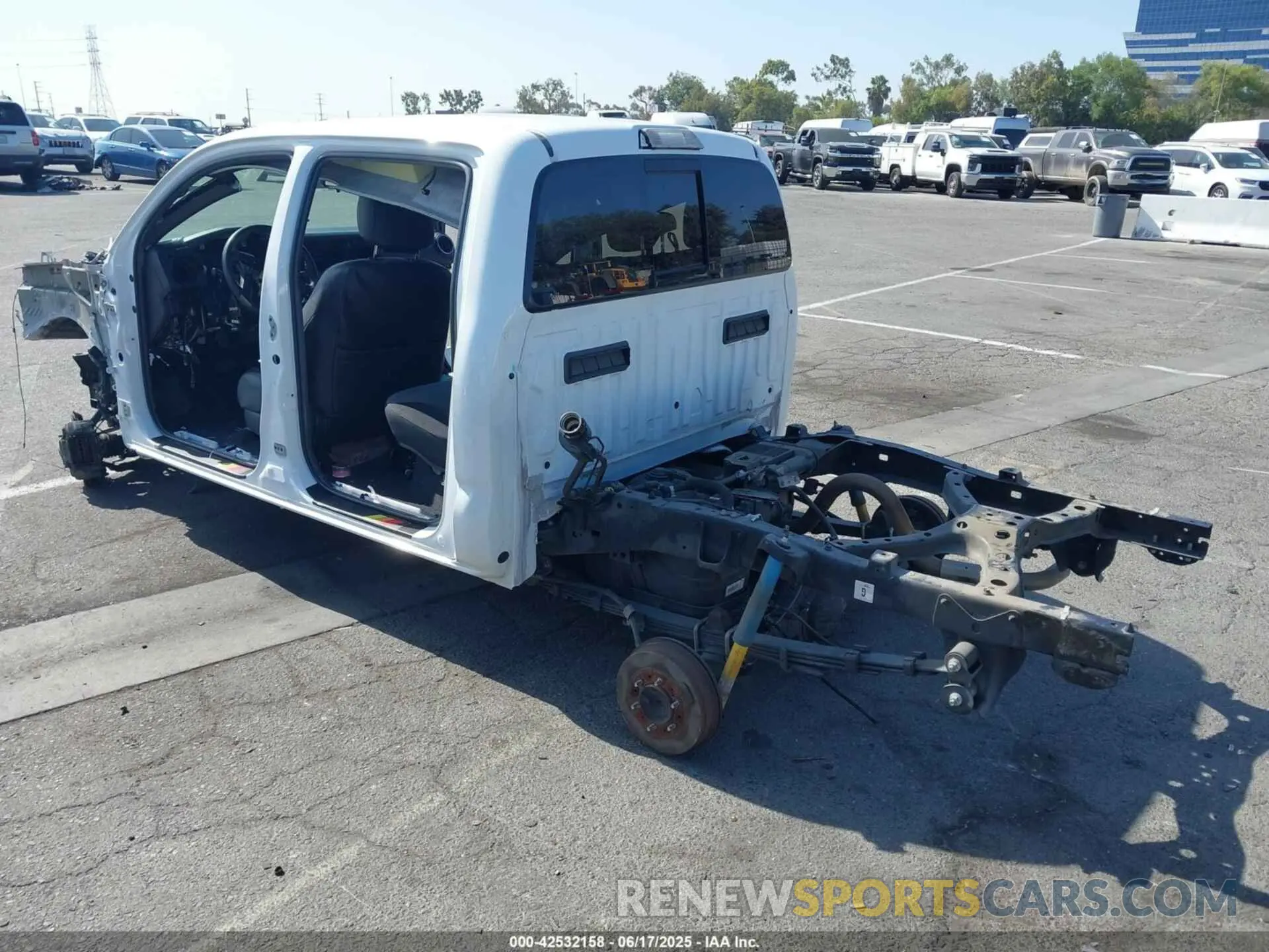 3 fotografías del automóvil dañado 3TMCZ5AN2PM546803 TOYOTA TACOMA 2023