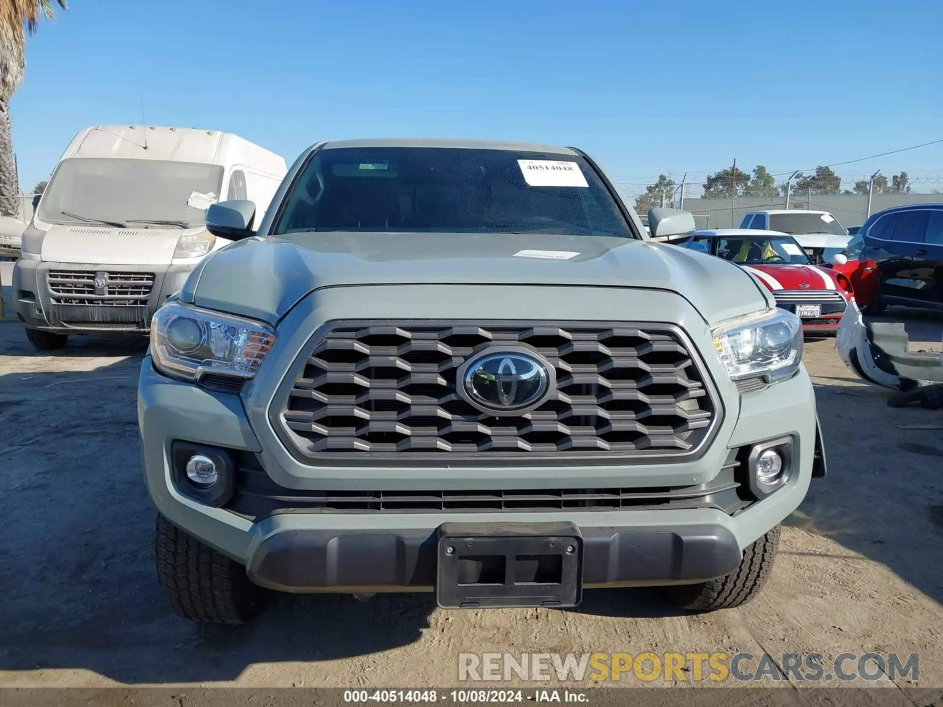 12 fotografías del automóvil dañado 3TMCZ5AN2PM552553 TOYOTA TACOMA 2023