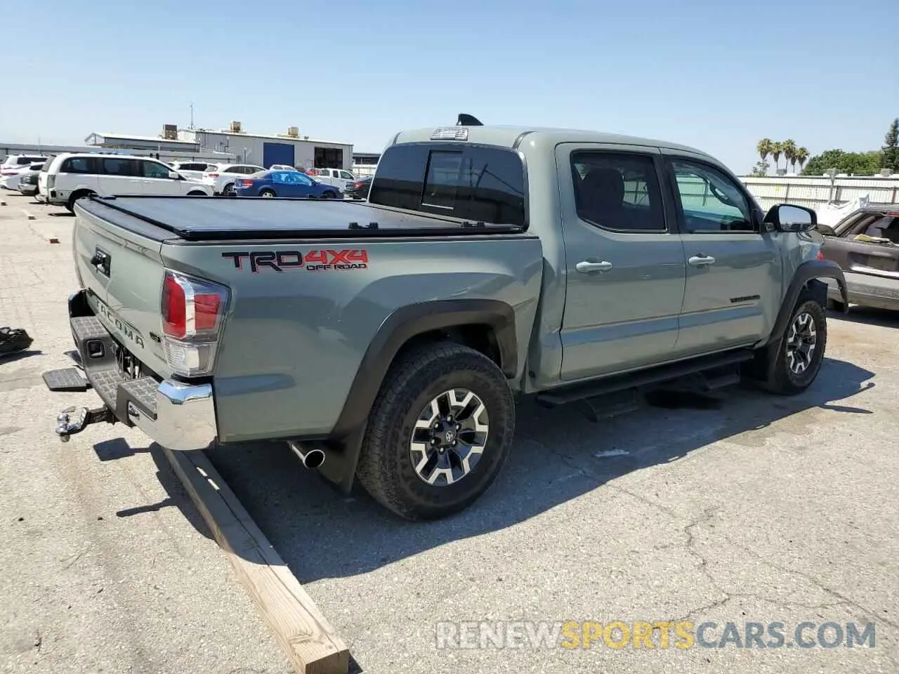 3 fotografías del automóvil dañado 3TMCZ5AN2PM556750 TOYOTA TACOMA 2023