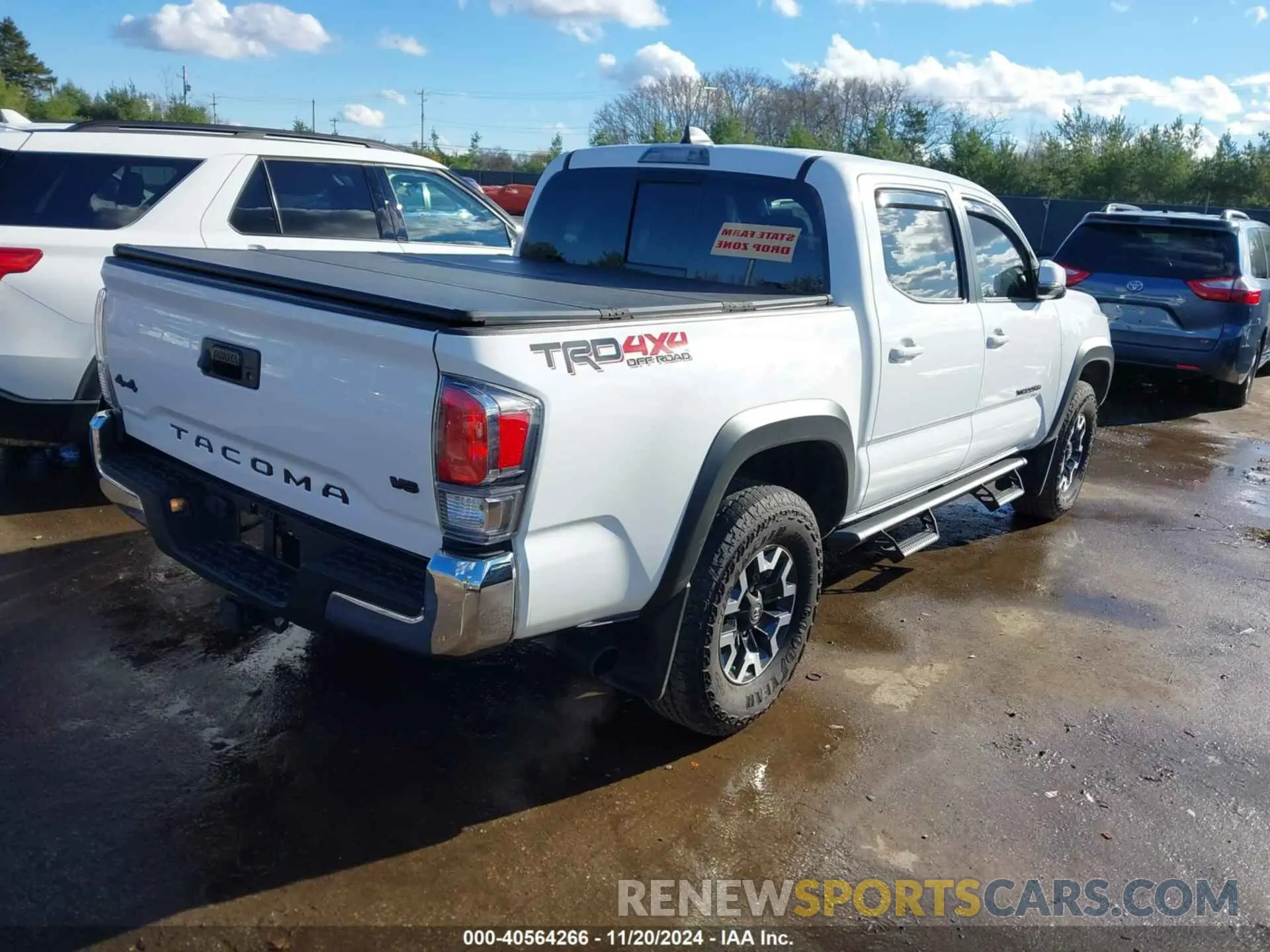 4 fotografías del automóvil dañado 3TMCZ5AN2PM558837 TOYOTA TACOMA 2023