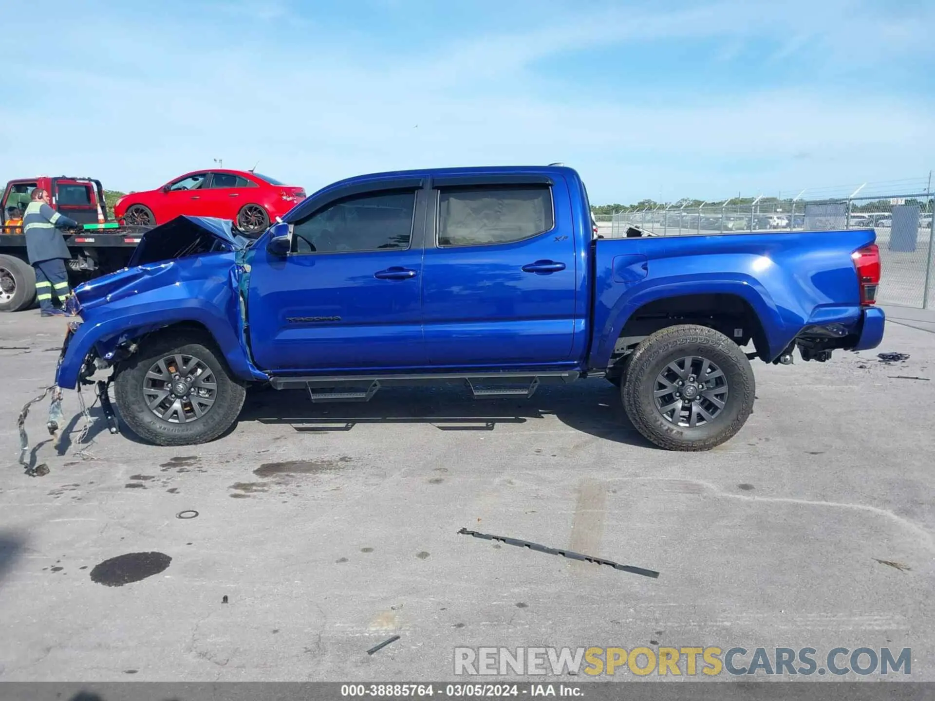 13 fotografías del automóvil dañado 3TMCZ5AN2PM569577 TOYOTA TACOMA 2023