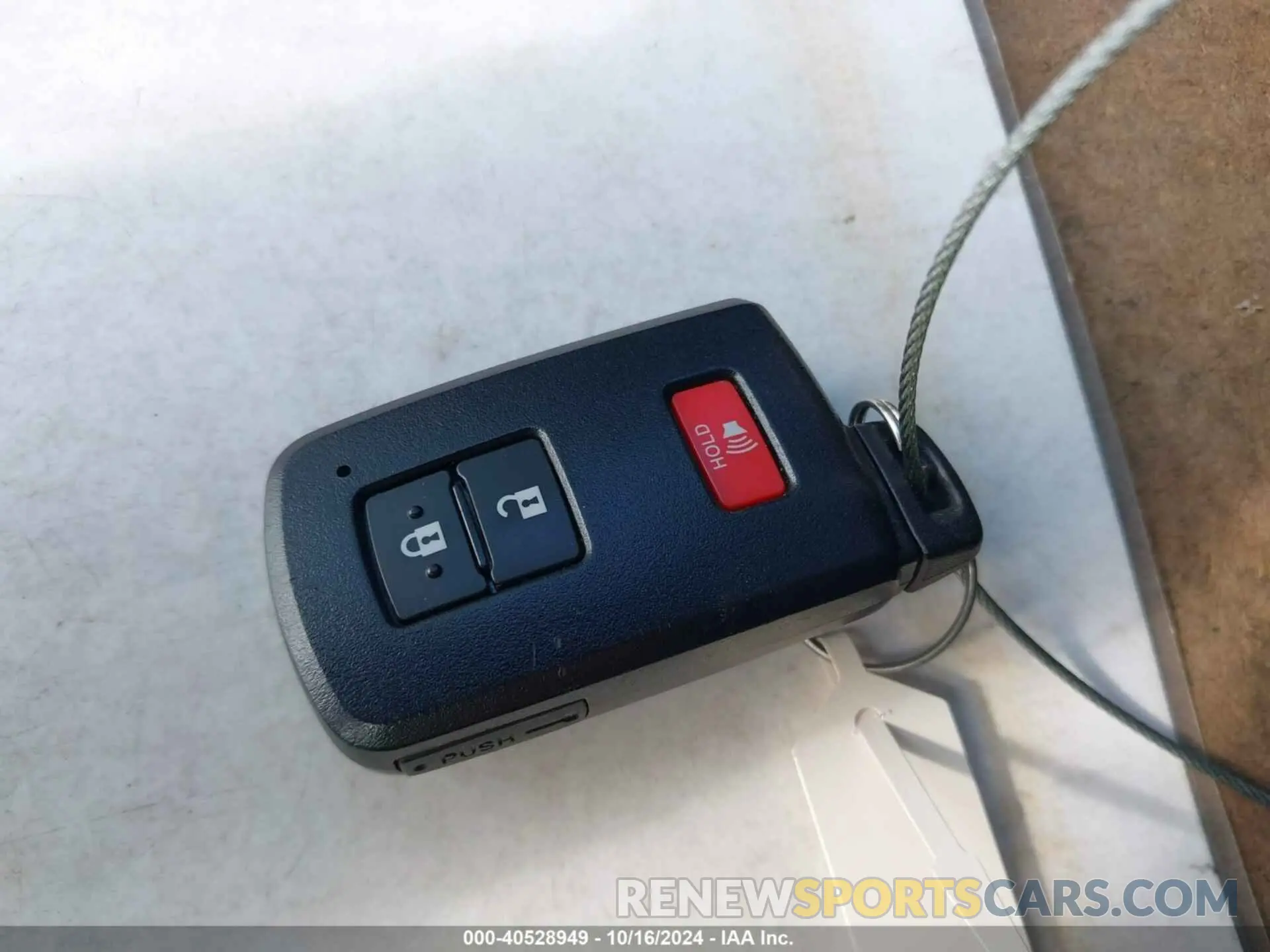 11 fotografías del automóvil dañado 3TMCZ5AN2PM585889 TOYOTA TACOMA 2023