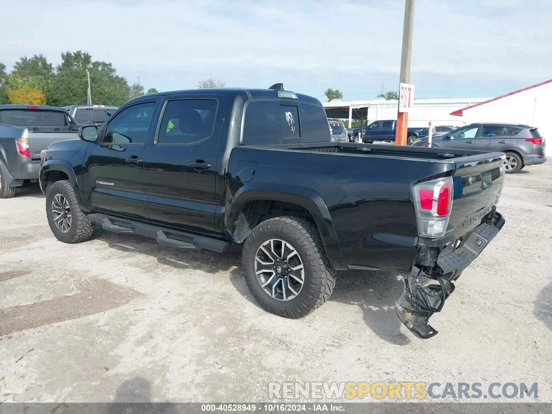 3 fotografías del automóvil dañado 3TMCZ5AN2PM585889 TOYOTA TACOMA 2023