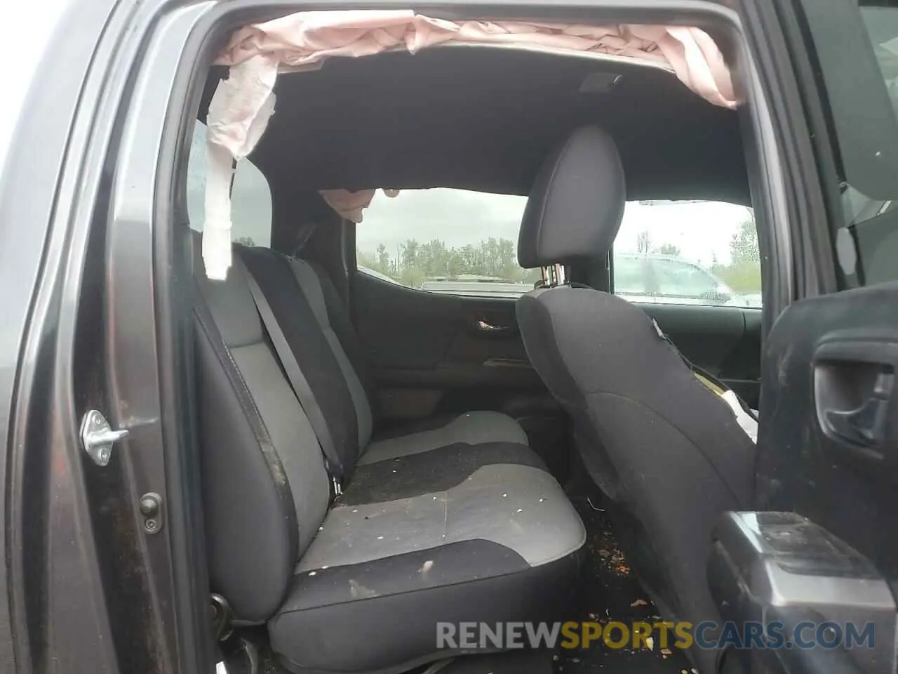 10 fotografías del automóvil dañado 3TMCZ5AN2PM607731 TOYOTA TACOMA 2023