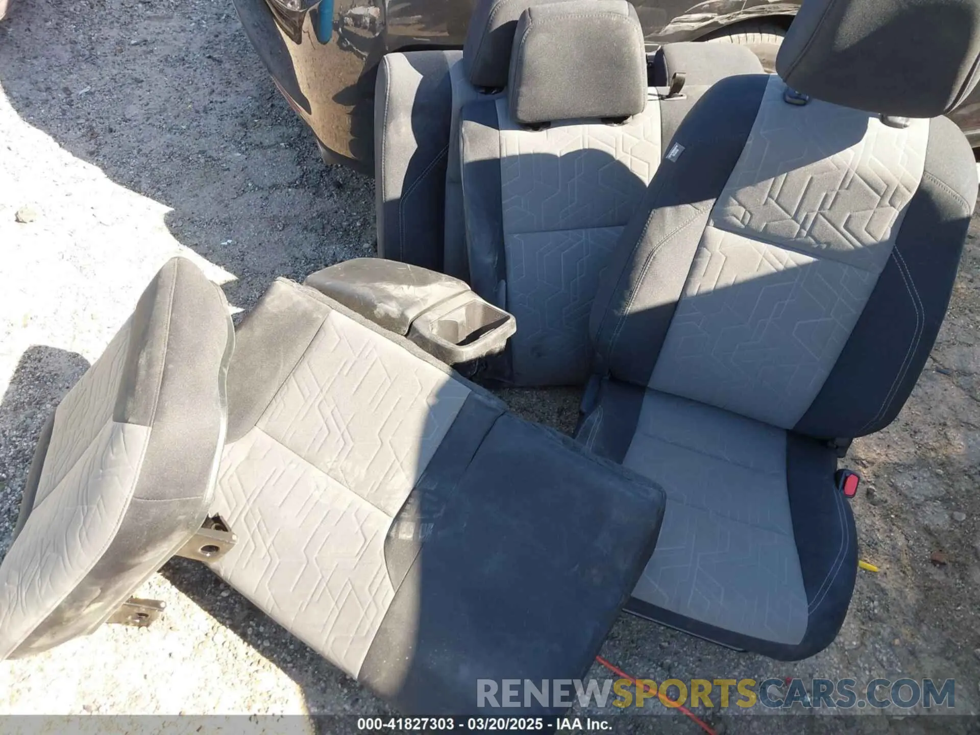 12 fotografías del automóvil dañado 3TMCZ5AN2PM623508 TOYOTA TACOMA 2023