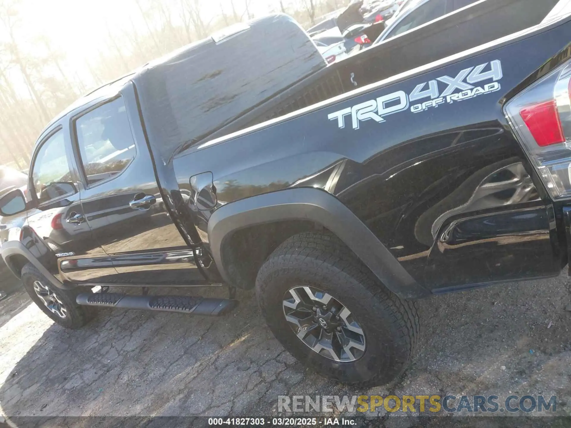 15 fotografías del automóvil dañado 3TMCZ5AN2PM623508 TOYOTA TACOMA 2023