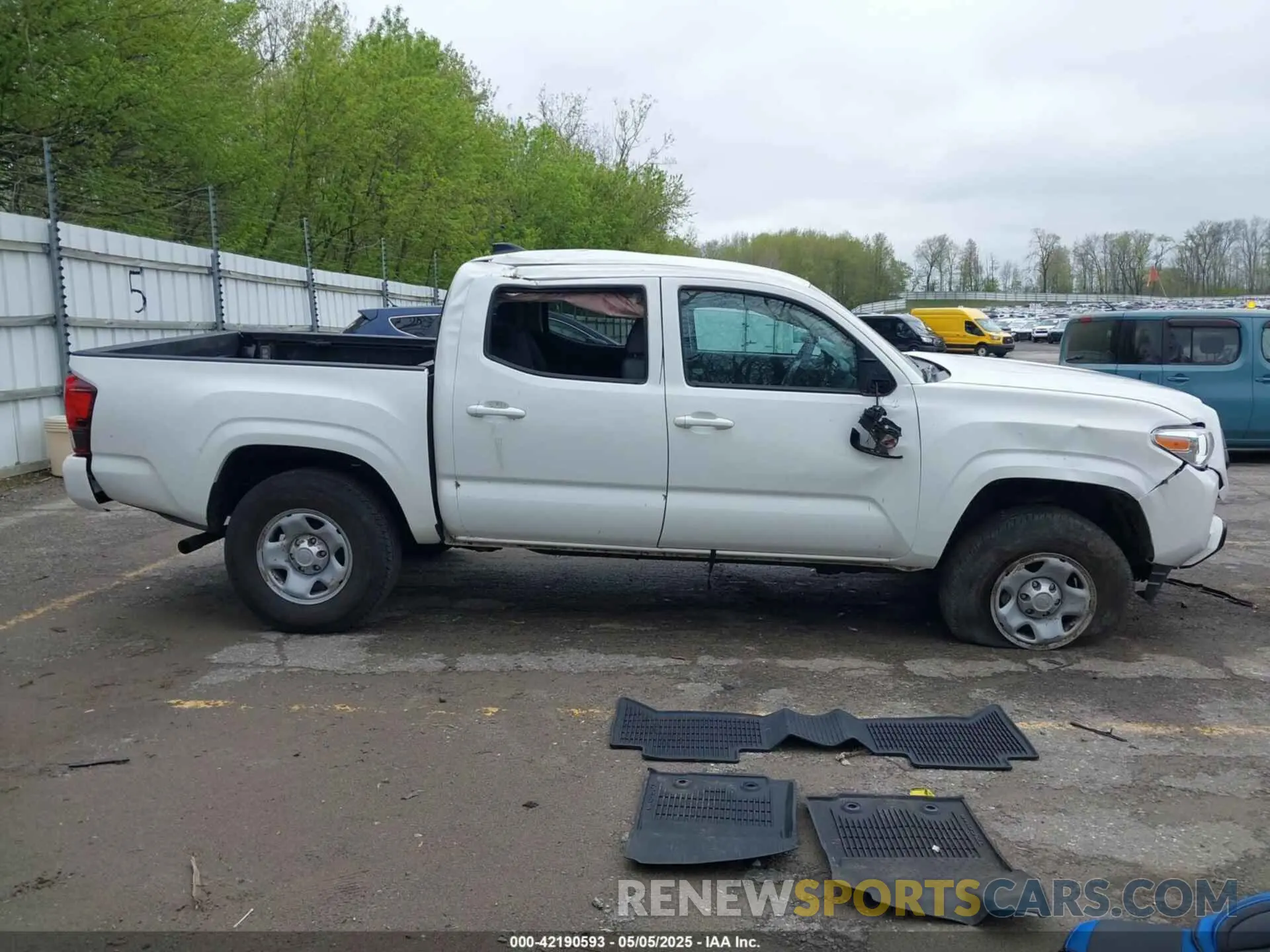 13 fotografías del automóvil dañado 3TMCZ5AN2PM630667 TOYOTA TACOMA 2023