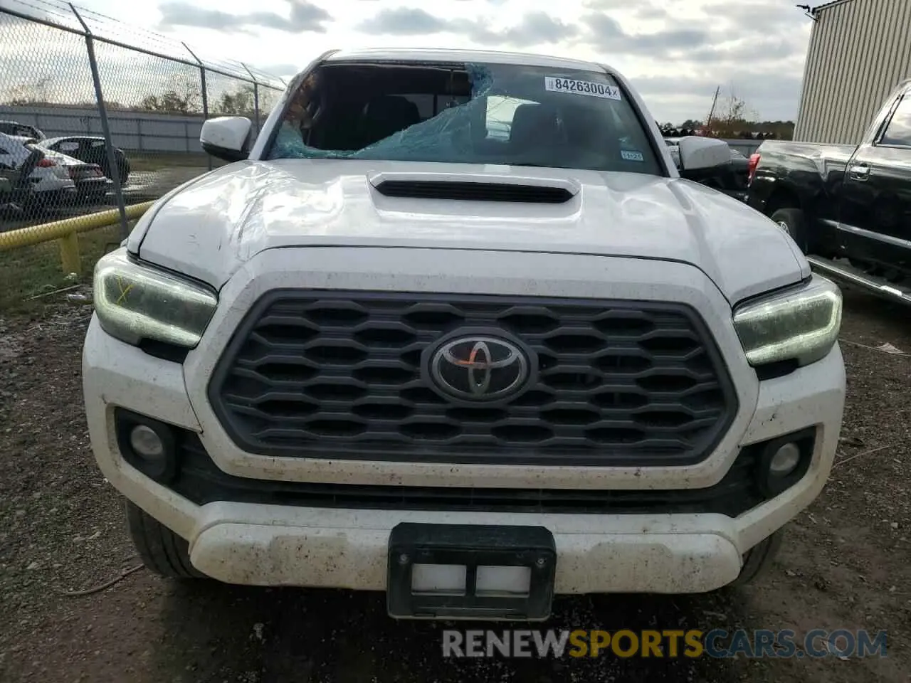 5 fotografías del automóvil dañado 3TMCZ5AN2PM650854 TOYOTA TACOMA 2023