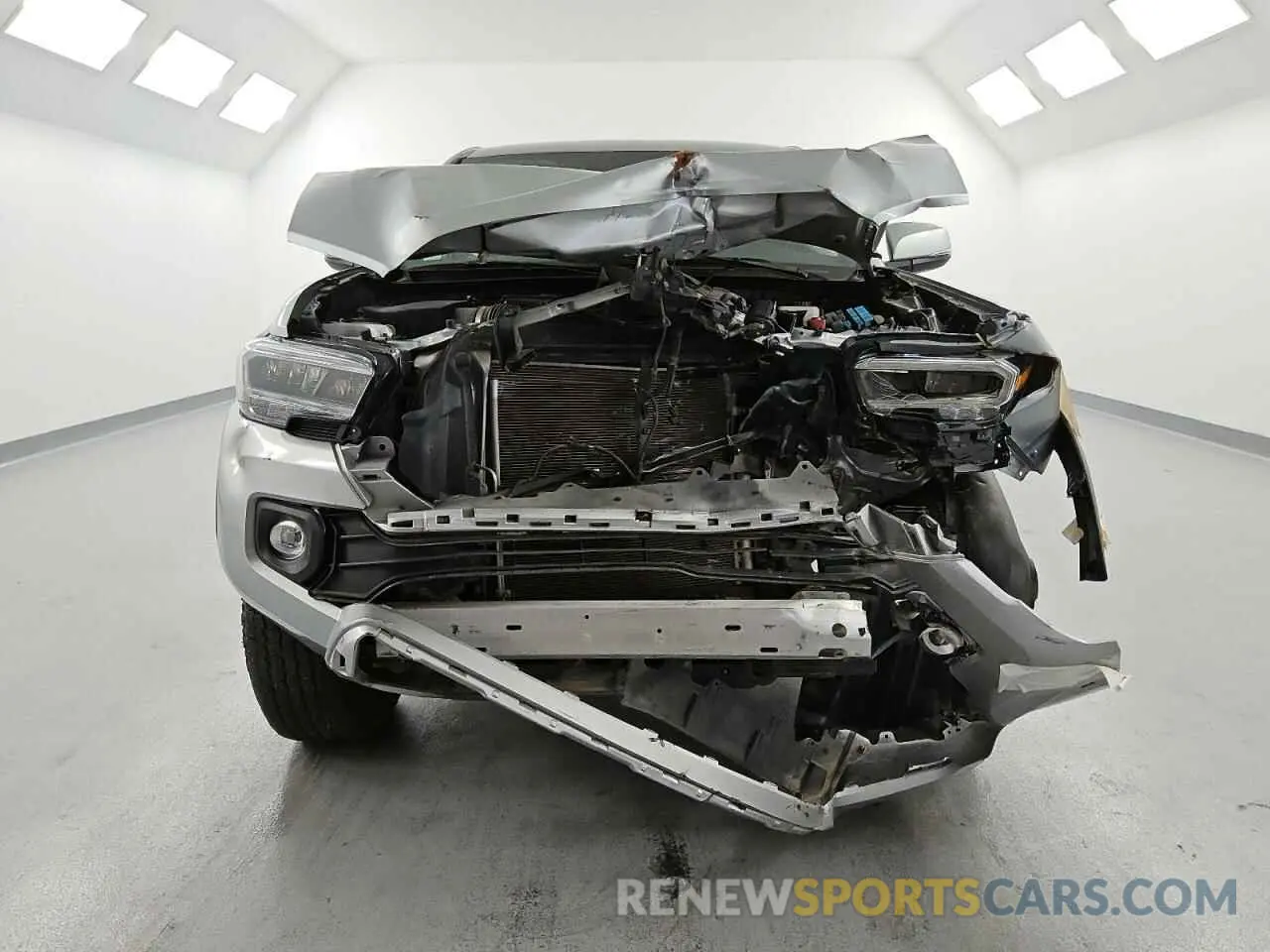 5 fotografías del automóvil dañado 3TMCZ5AN3PM541979 TOYOTA TACOMA 2023