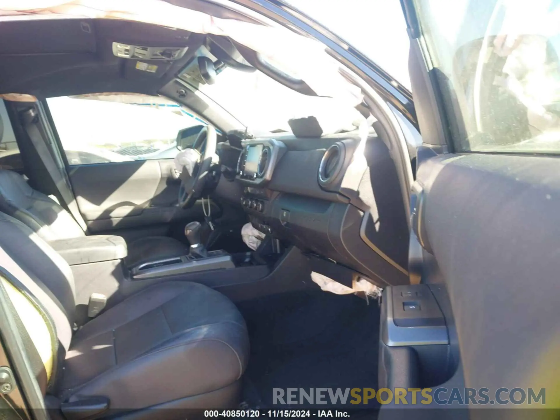 5 fotografías del automóvil dañado 3TMCZ5AN3PM564193 TOYOTA TACOMA 2023