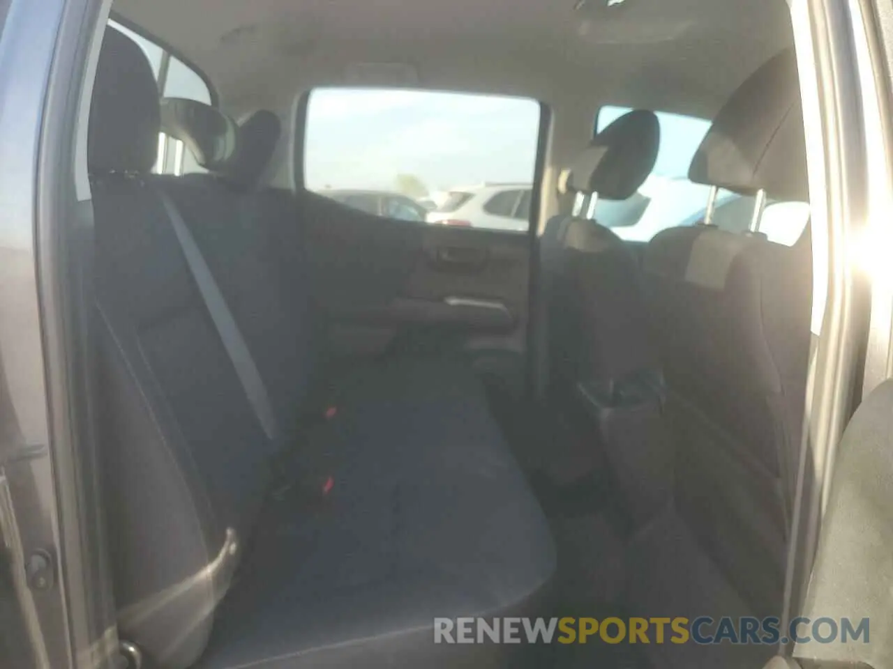 10 fotografías del automóvil dañado 3TMCZ5AN3PM605213 TOYOTA TACOMA 2023
