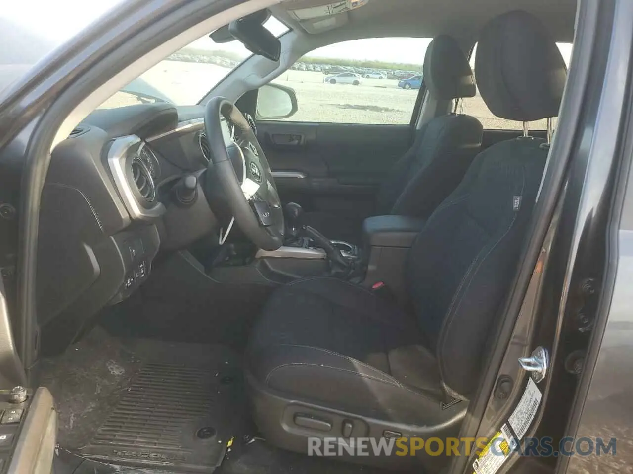 7 fotografías del automóvil dañado 3TMCZ5AN3PM605213 TOYOTA TACOMA 2023