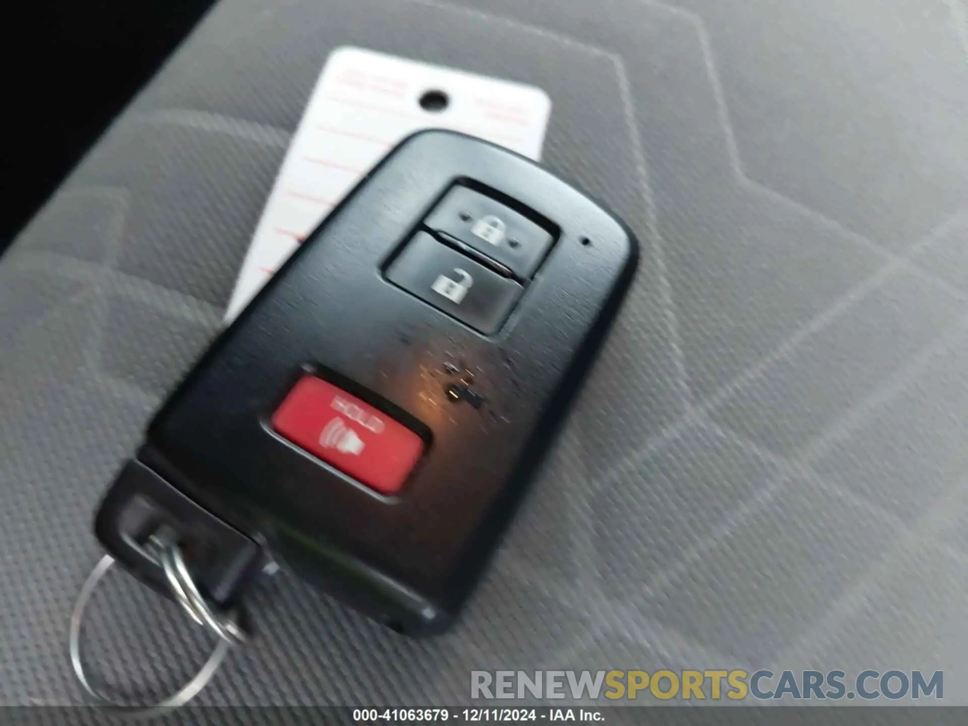 11 fotografías del automóvil dañado 3TMCZ5AN3PM606555 TOYOTA TACOMA 2023