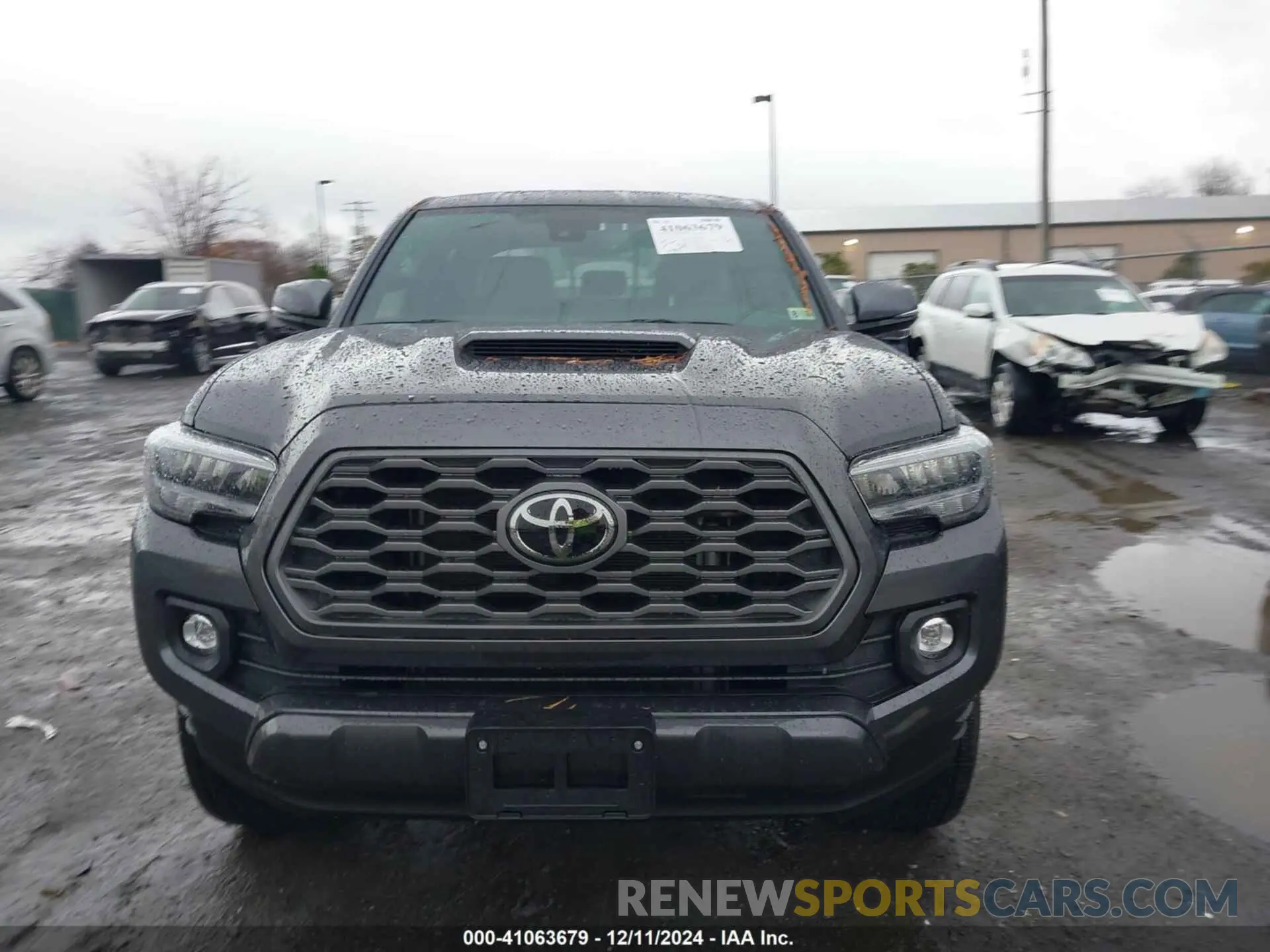 12 fotografías del automóvil dañado 3TMCZ5AN3PM606555 TOYOTA TACOMA 2023