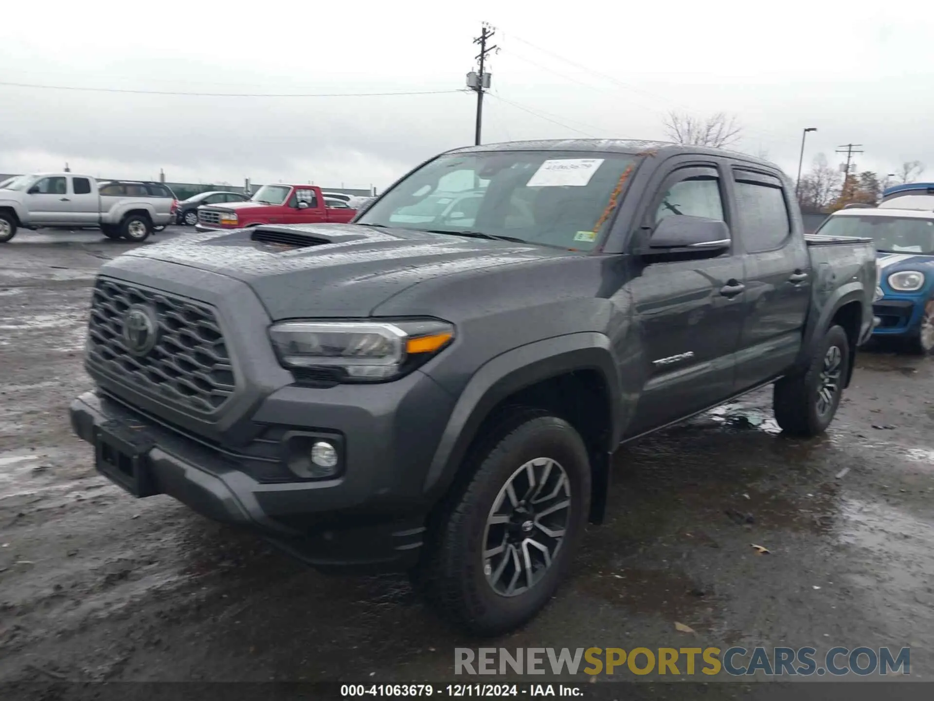 2 fotografías del automóvil dañado 3TMCZ5AN3PM606555 TOYOTA TACOMA 2023