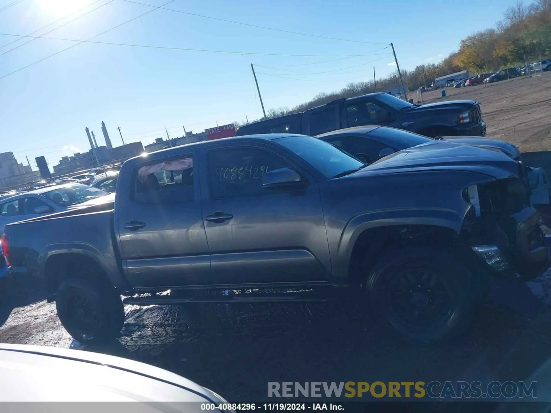 13 fotografías del automóvil dañado 3TMCZ5AN4PM538329 TOYOTA TACOMA 2023