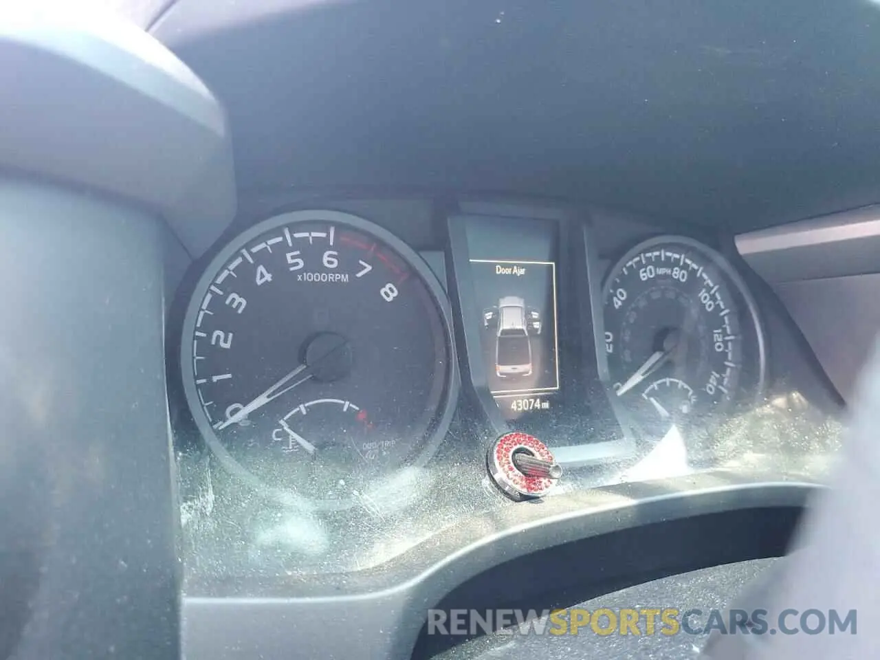 9 fotografías del automóvil dañado 3TMCZ5AN4PM541165 TOYOTA TACOMA 2023