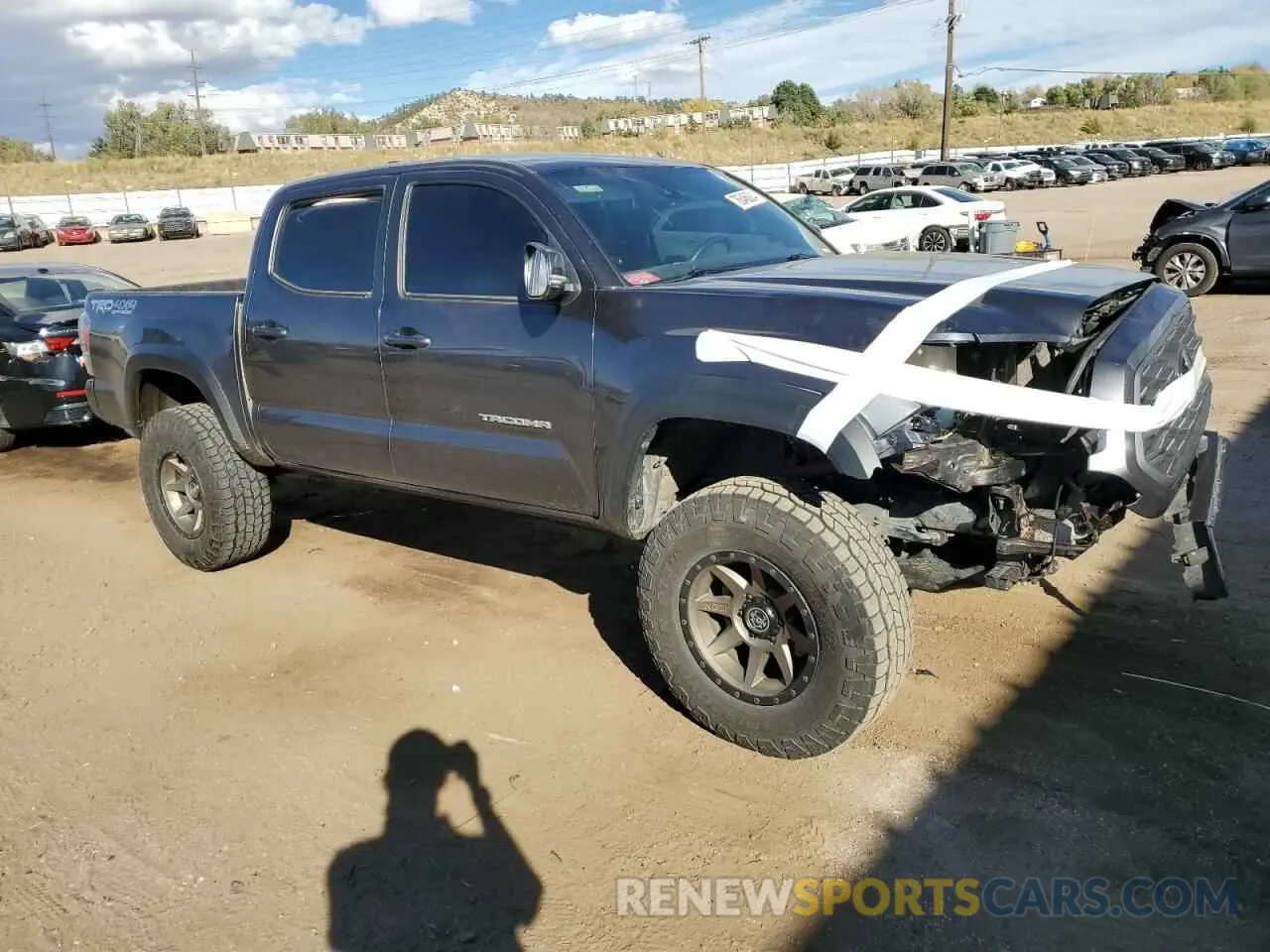 4 fotografías del automóvil dañado 3TMCZ5AN4PM593170 TOYOTA TACOMA 2023