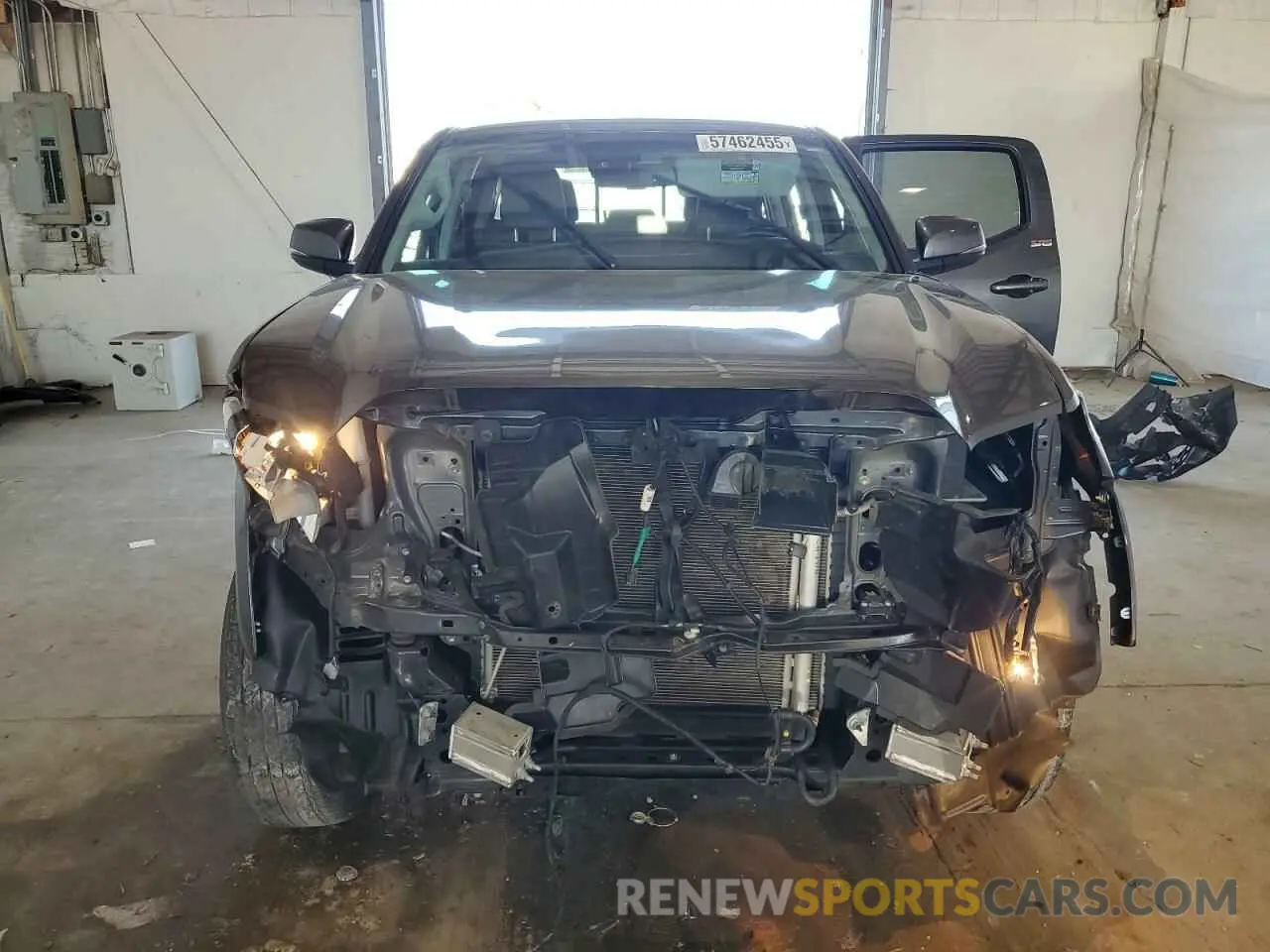 5 fotografías del automóvil dañado 3TMCZ5AN4PM599664 TOYOTA TACOMA 2023